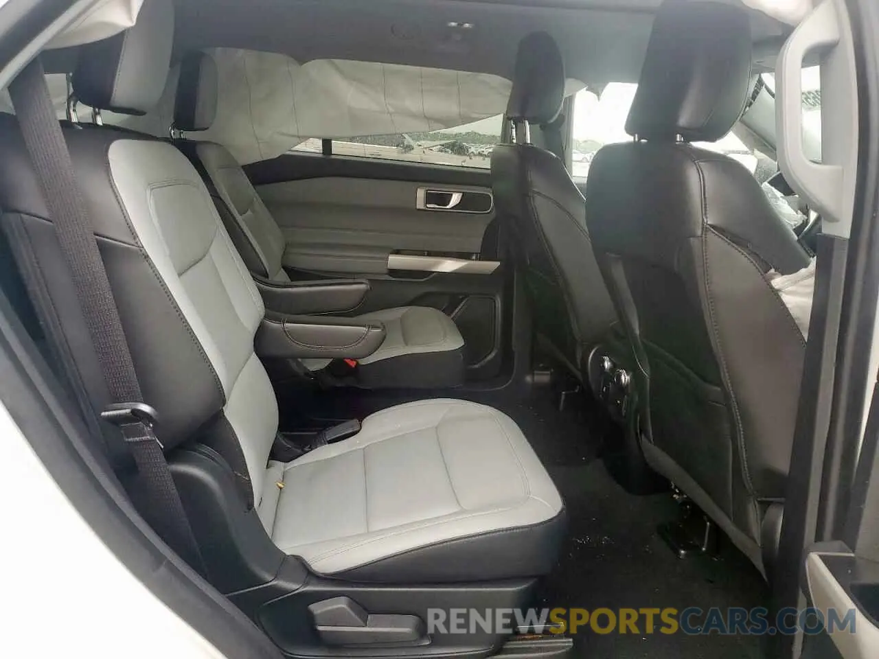 11 Photograph of a damaged car 1FMSK7DH1MGC04598 FORD EXPLORER 2021