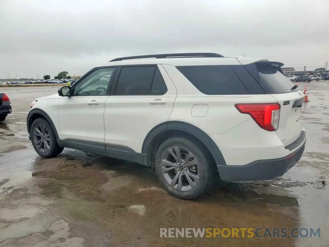 2 Photograph of a damaged car 1FMSK7DH1MGC04598 FORD EXPLORER 2021