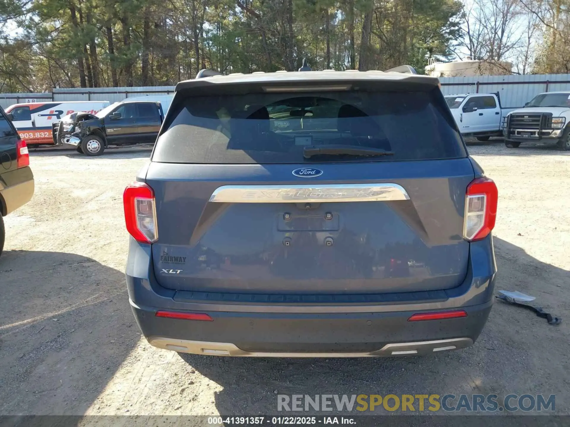 17 Photograph of a damaged car 1FMSK7DH1MGC18663 FORD EXPLORER 2021