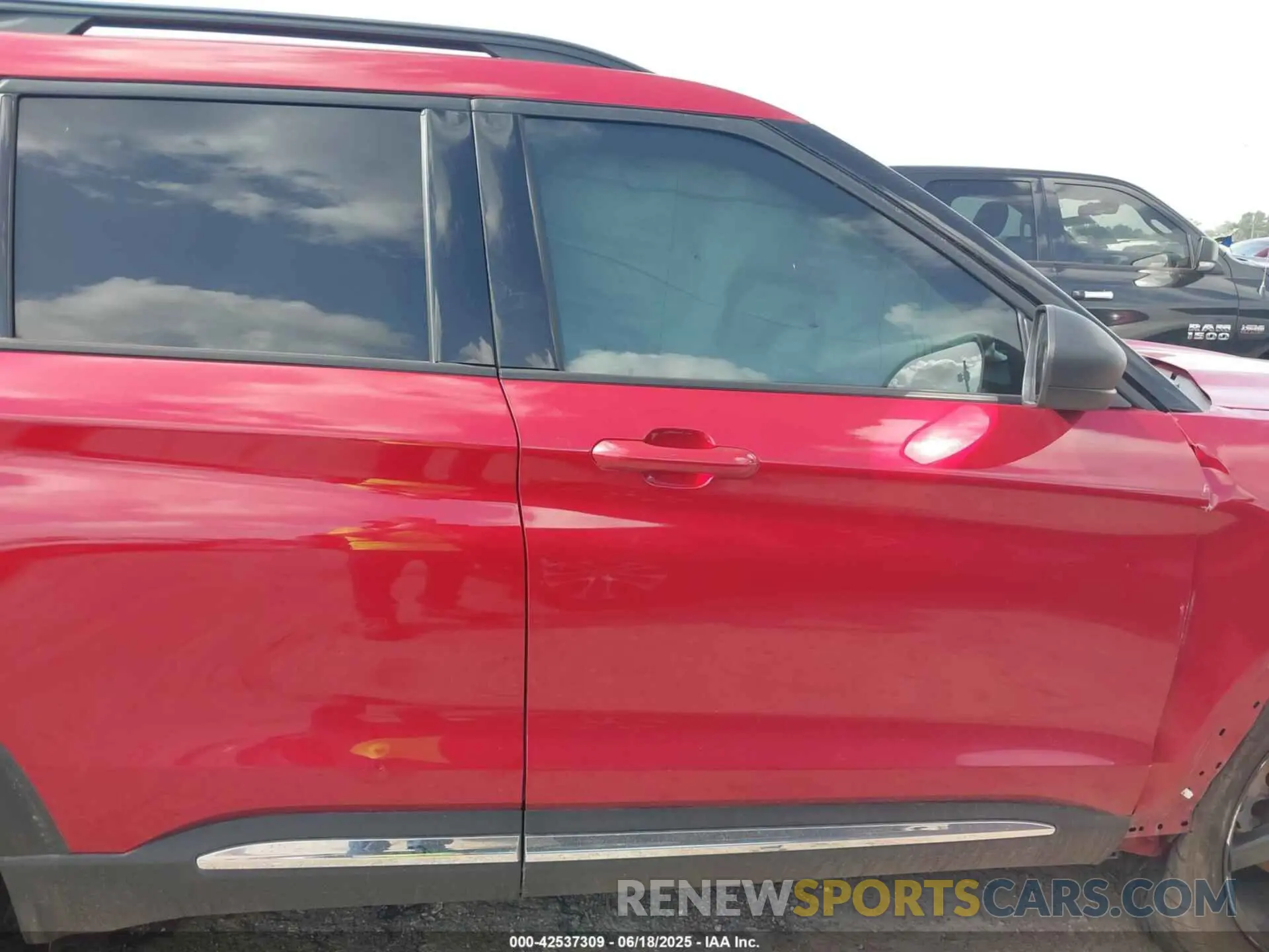 12 Photograph of a damaged car 1FMSK7DH2MGA52136 FORD EXPLORER 2021