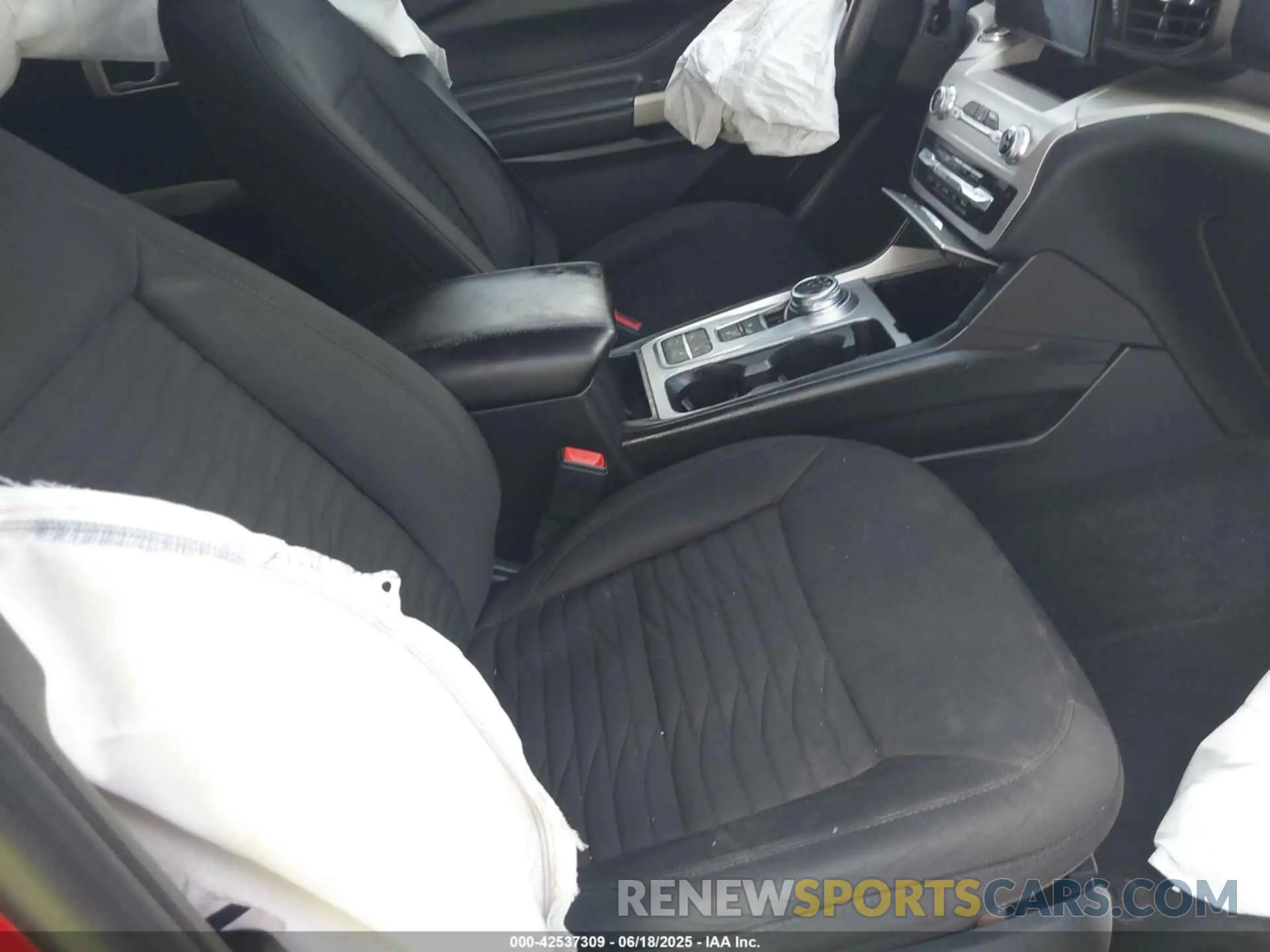 5 Photograph of a damaged car 1FMSK7DH2MGA52136 FORD EXPLORER 2021