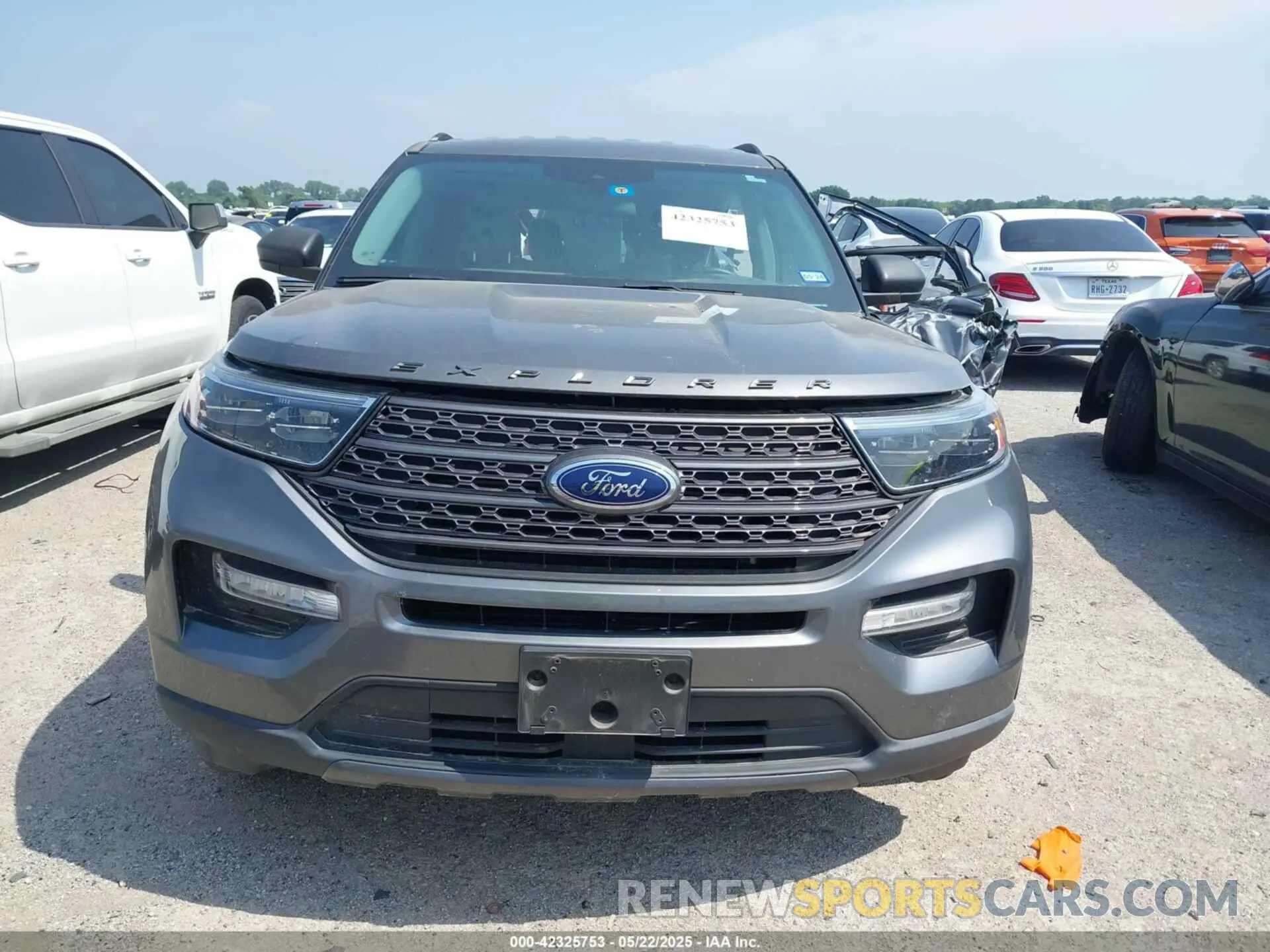 13 Photograph of a damaged car 1FMSK7DH2MGB16028 FORD EXPLORER 2021
