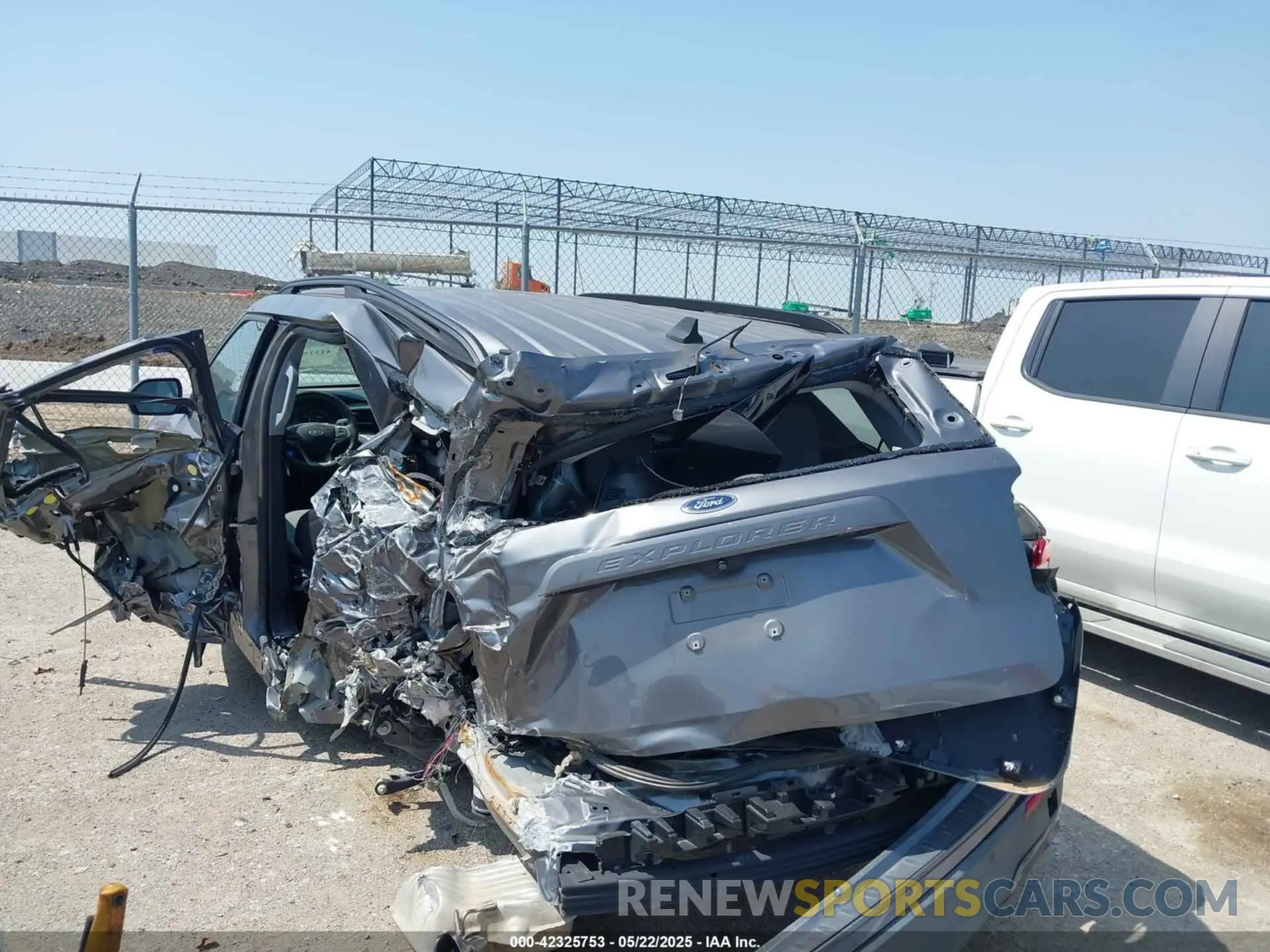 6 Photograph of a damaged car 1FMSK7DH2MGB16028 FORD EXPLORER 2021