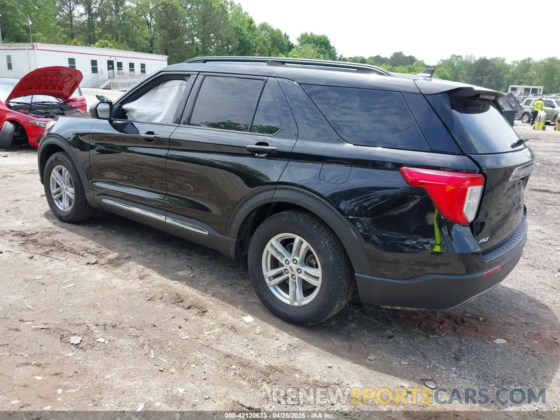 3 Photograph of a damaged car 1FMSK7DH2MGB67657 FORD EXPLORER 2021
