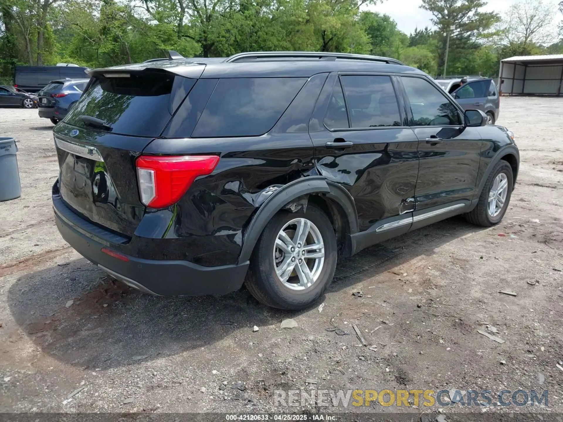 4 Photograph of a damaged car 1FMSK7DH2MGB67657 FORD EXPLORER 2021