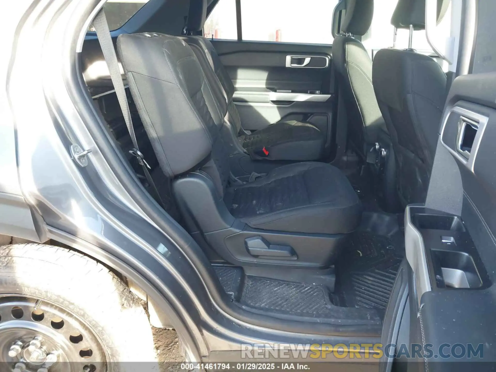 8 Photograph of a damaged car 1FMSK7DH2MGB90663 FORD EXPLORER 2021