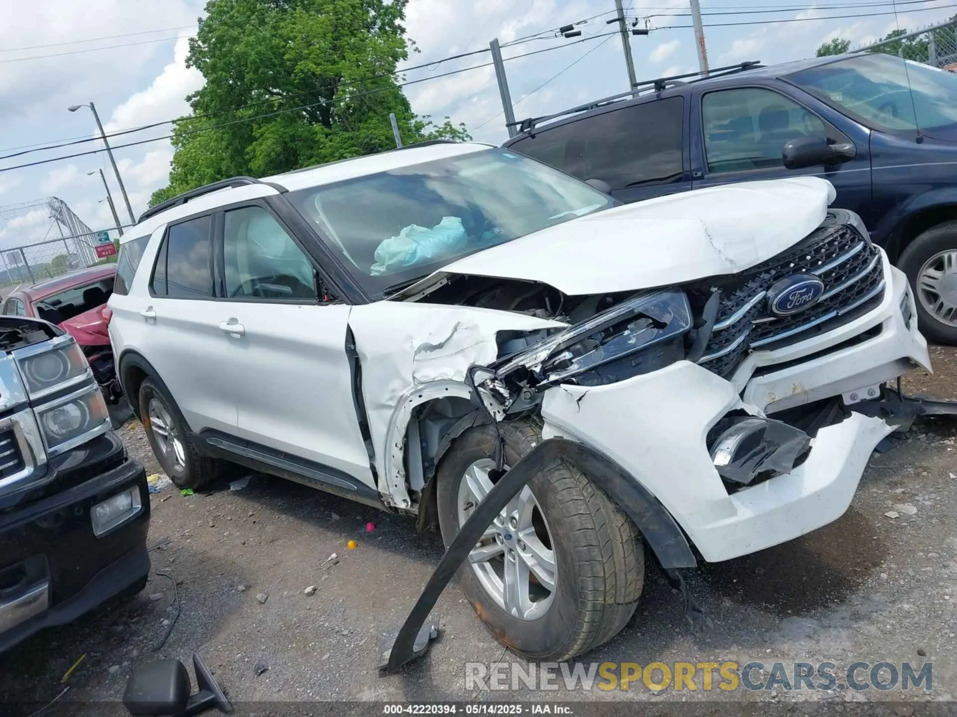 14 Photograph of a damaged car 1FMSK7DH3MGA00031 FORD EXPLORER 2021