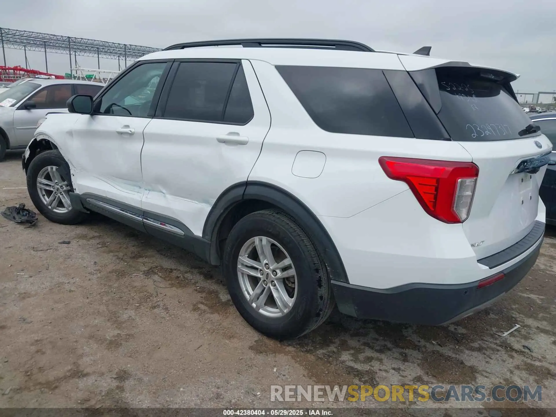 3 Photograph of a damaged car 1FMSK7DH3MGA30016 FORD EXPLORER 2021