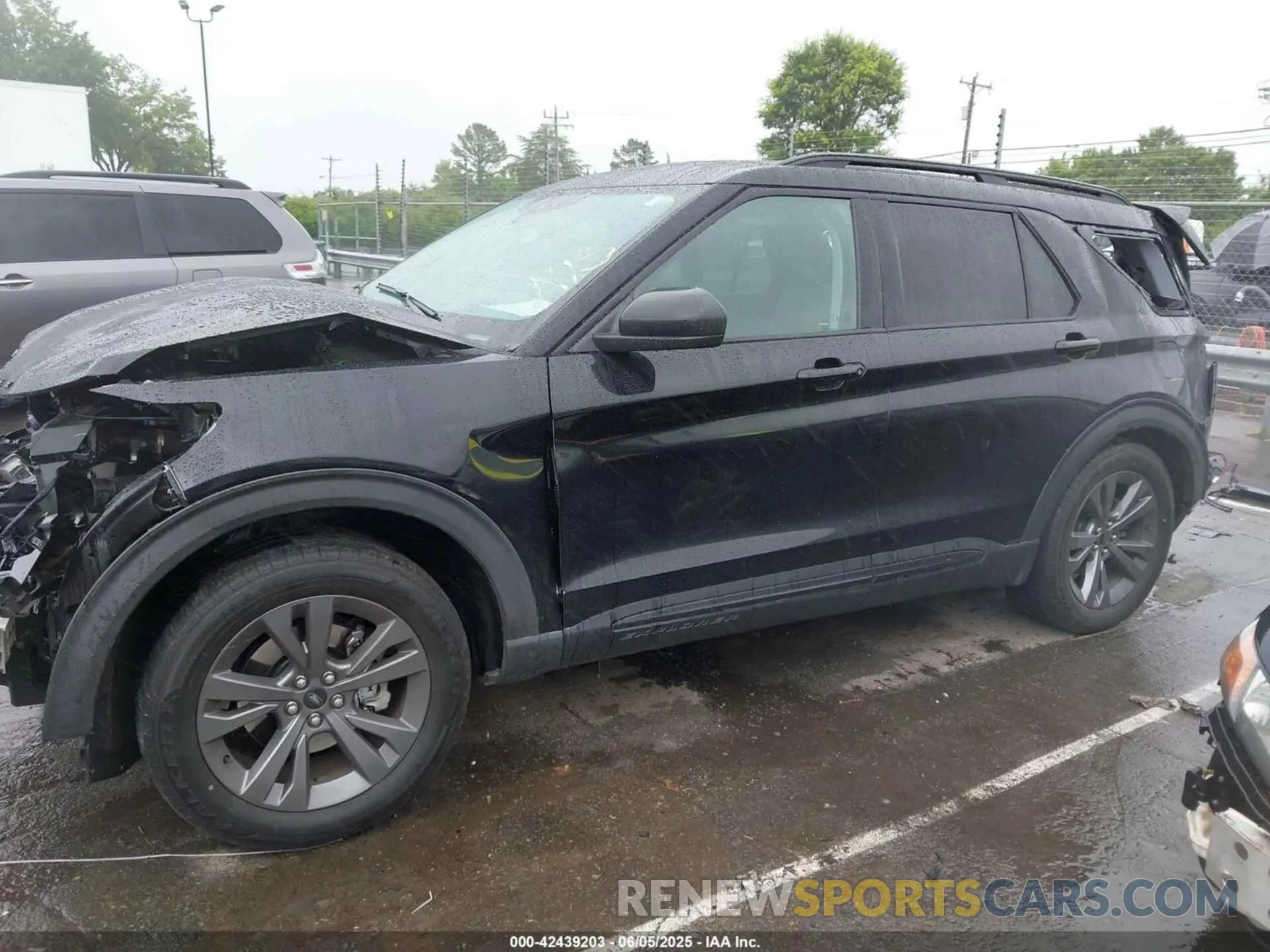 14 Photograph of a damaged car 1FMSK7DH3MGB50690 FORD EXPLORER 2021