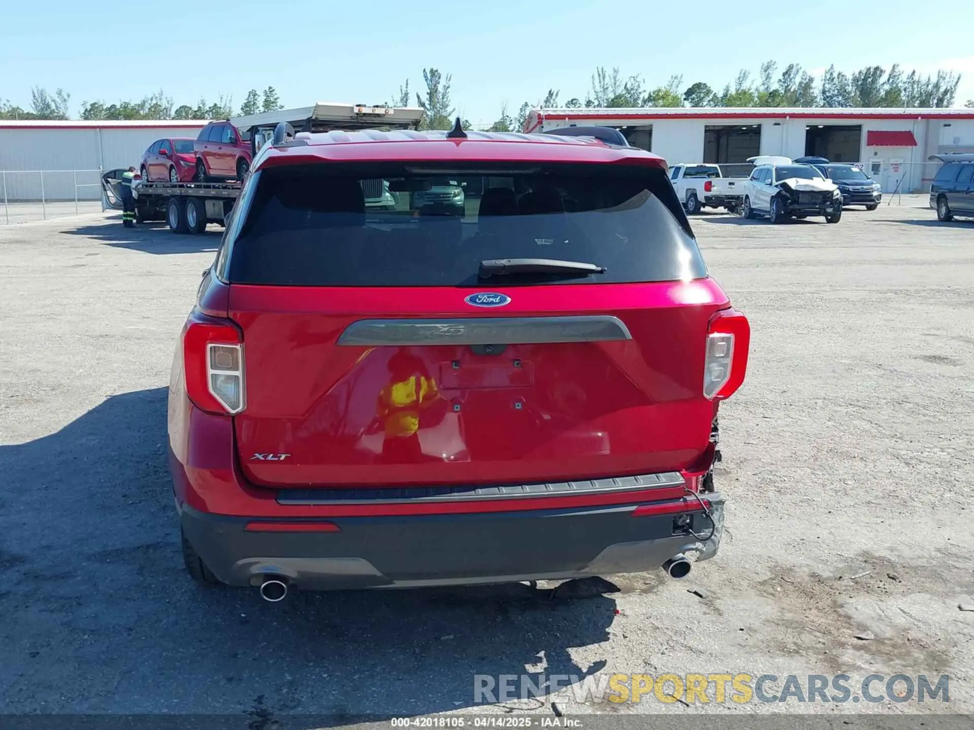 17 Photograph of a damaged car 1FMSK7DH3MGB50785 FORD EXPLORER 2021