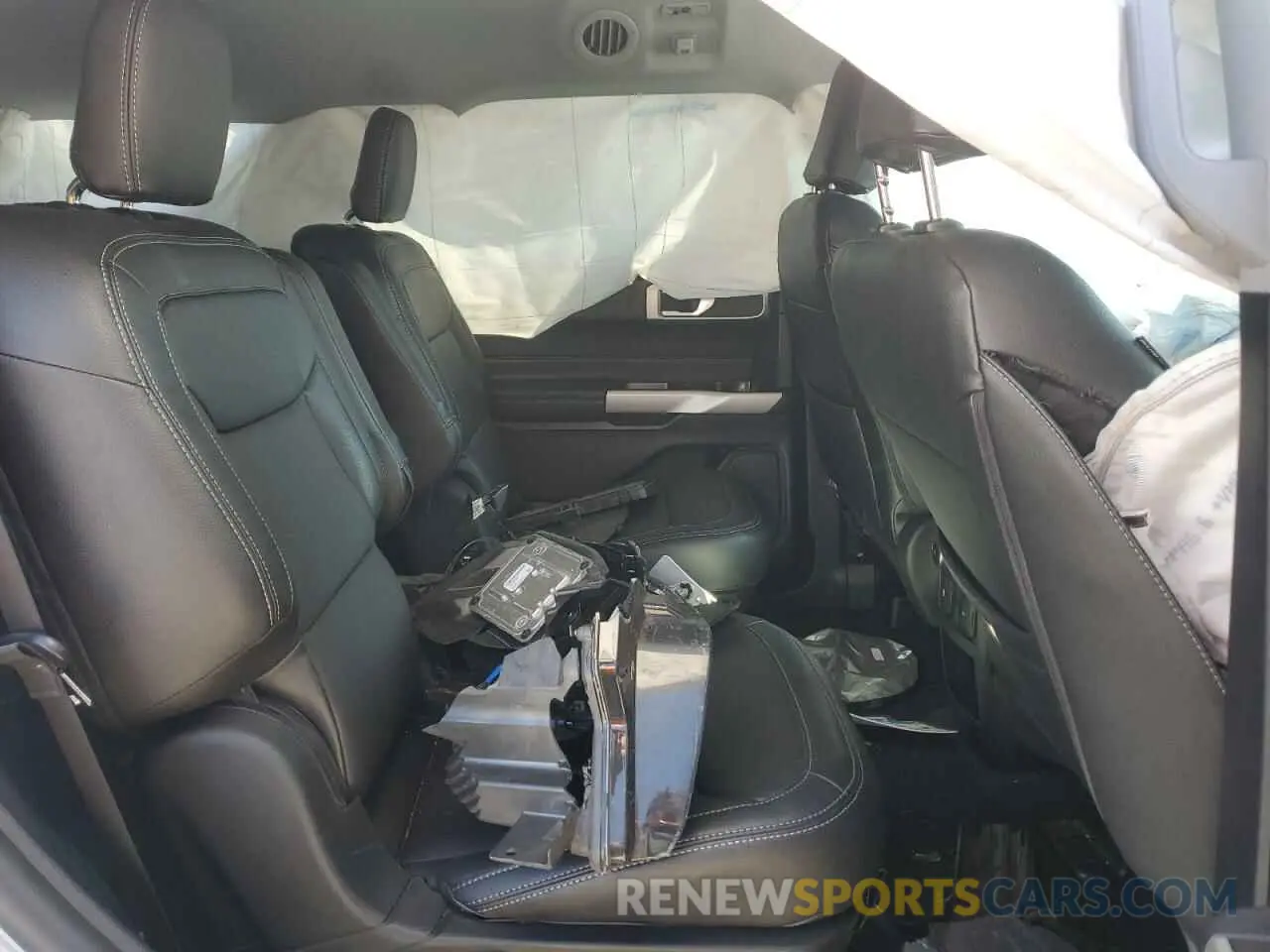 11 Photograph of a damaged car 1FMSK7DH3MGC51177 FORD EXPLORER 2021