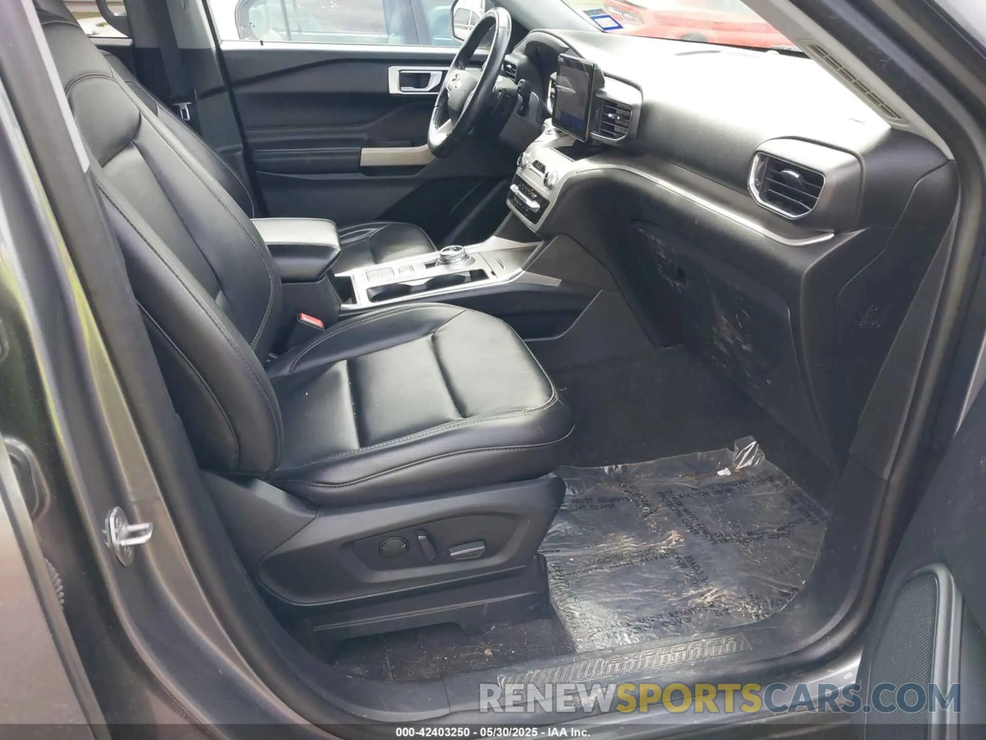 5 Photograph of a damaged car 1FMSK7DH4MGB00106 FORD EXPLORER 2021