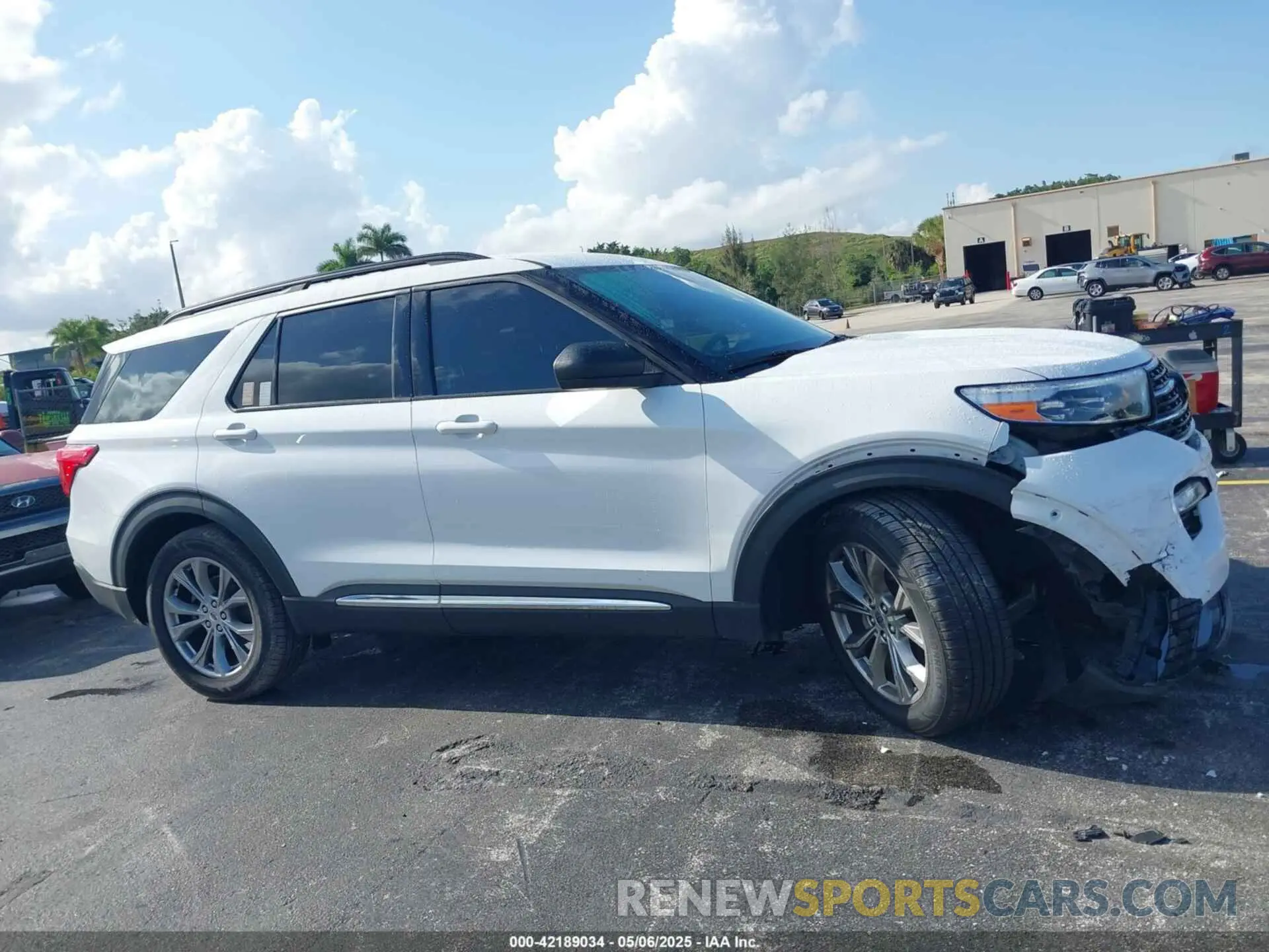 13 Photograph of a damaged car 1FMSK7DH4MGC14767 FORD EXPLORER 2021