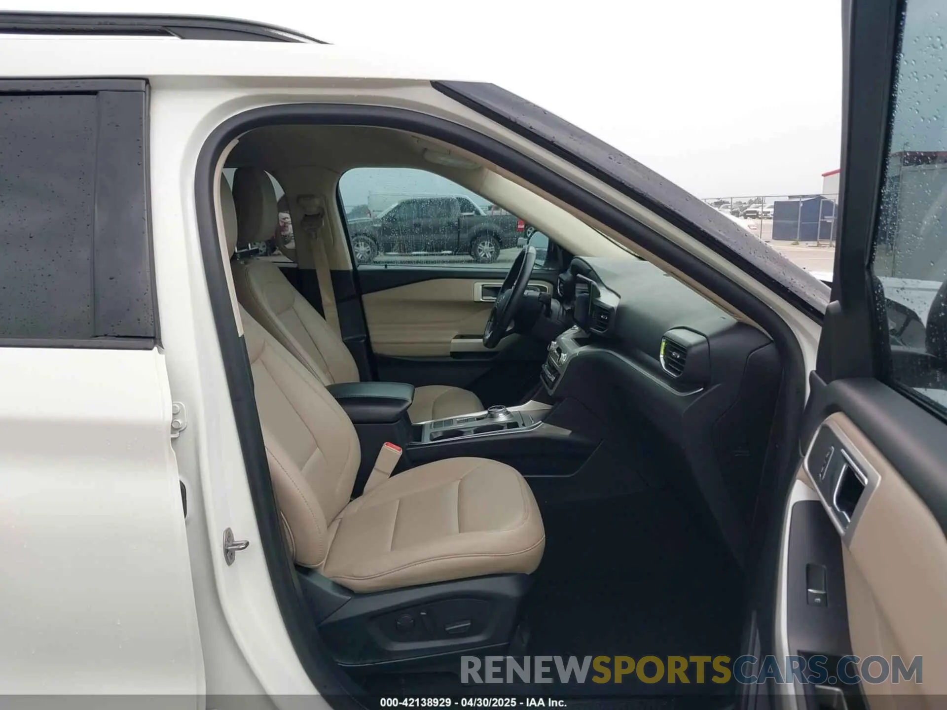 5 Photograph of a damaged car 1FMSK7DH5MGA30373 FORD EXPLORER 2021