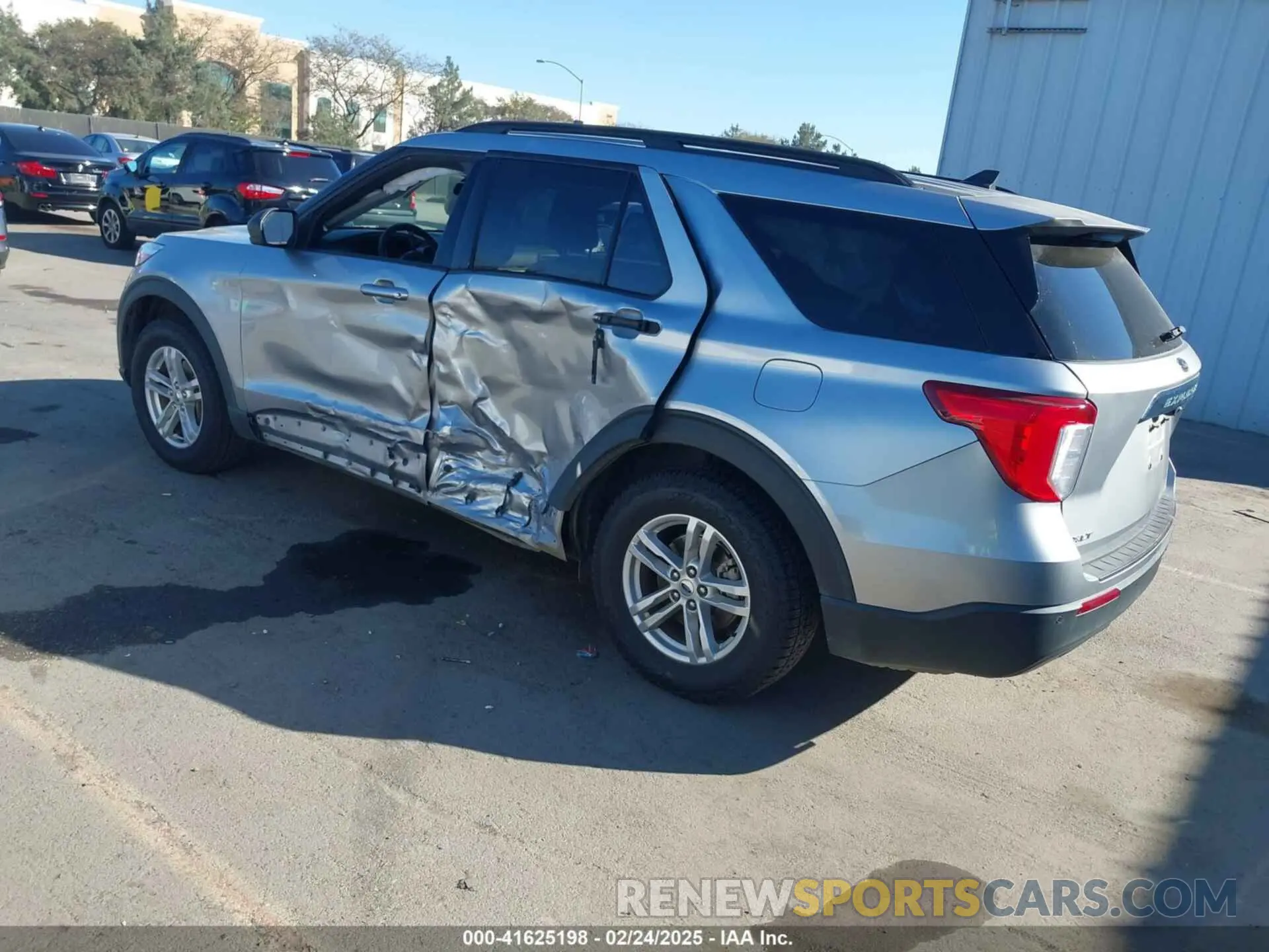 3 Photograph of a damaged car 1FMSK7DH5MGB02432 FORD EXPLORER 2021