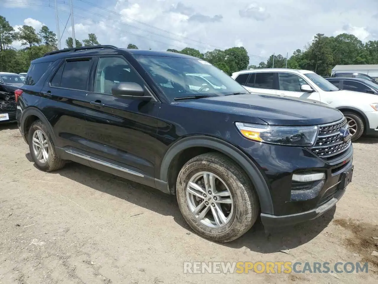 4 Photograph of a damaged car 1FMSK7DH5MGB67569 FORD EXPLORER 2021