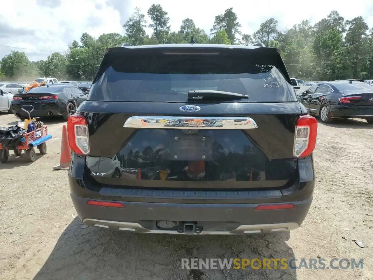 6 Photograph of a damaged car 1FMSK7DH5MGB67569 FORD EXPLORER 2021