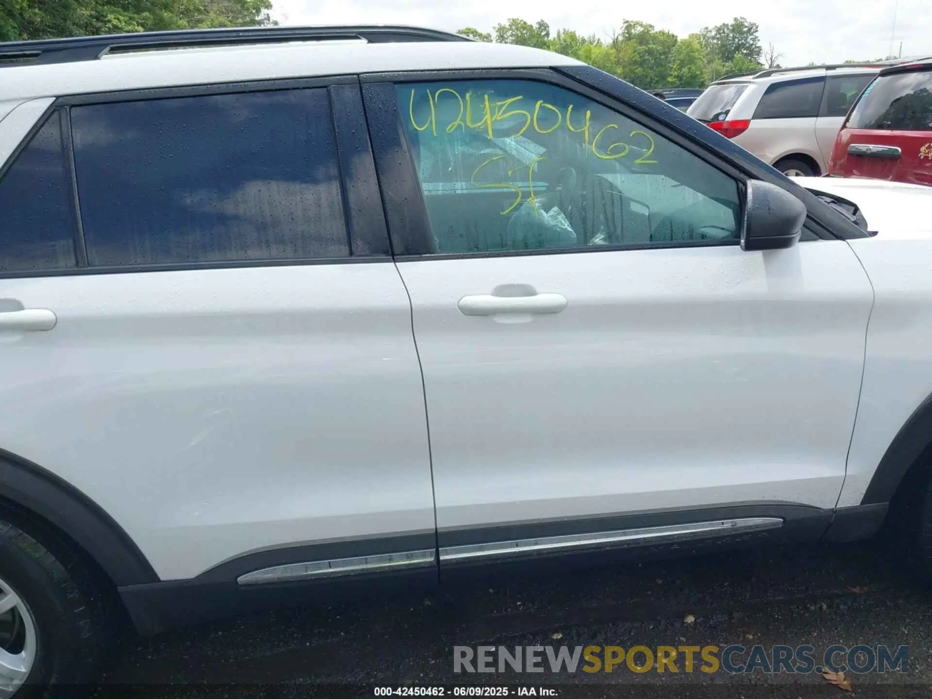 13 Photograph of a damaged car 1FMSK7DH6MGA57422 FORD EXPLORER 2021