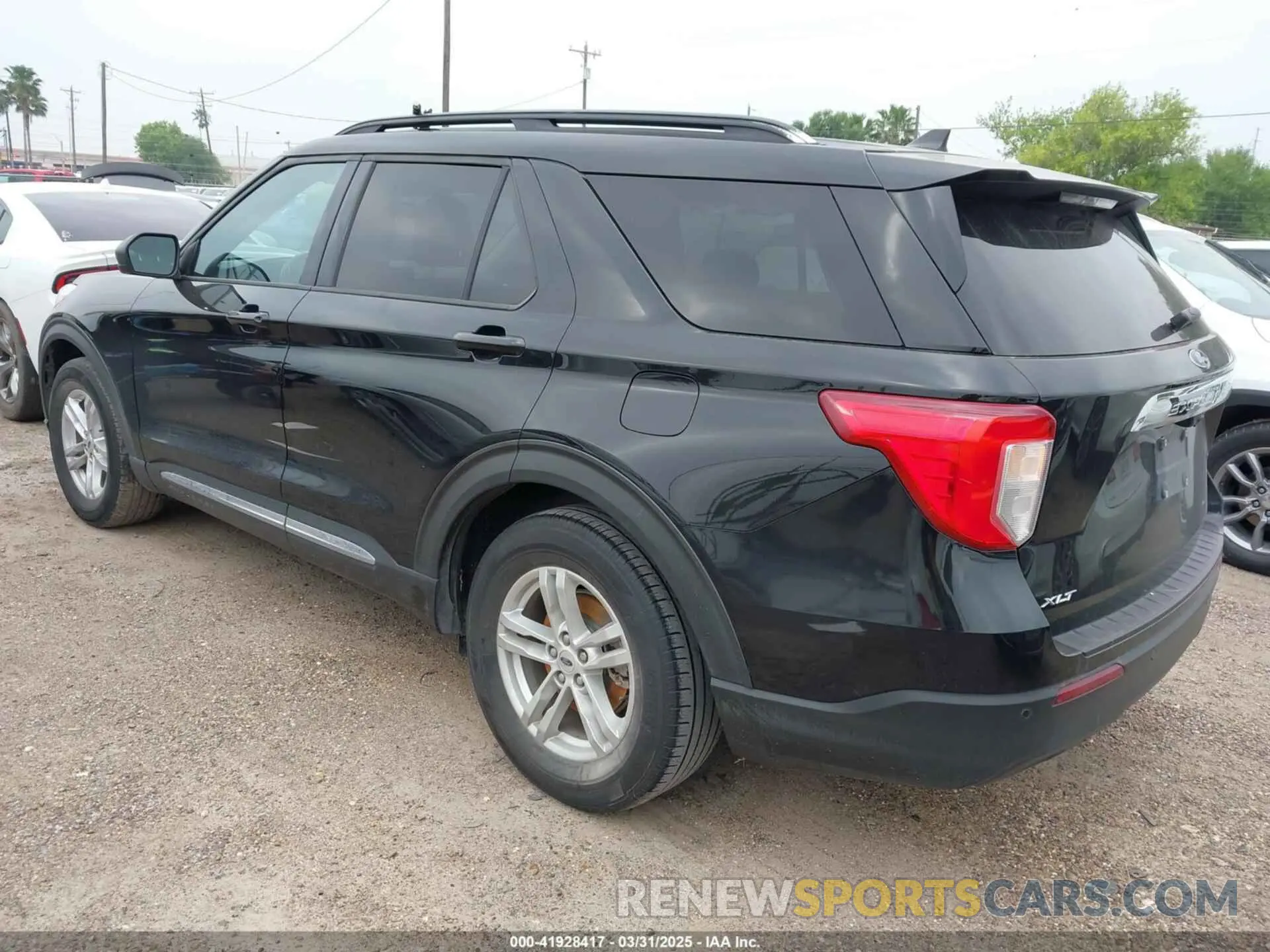 3 Photograph of a damaged car 1FMSK7DH6MGB15853 FORD EXPLORER 2021