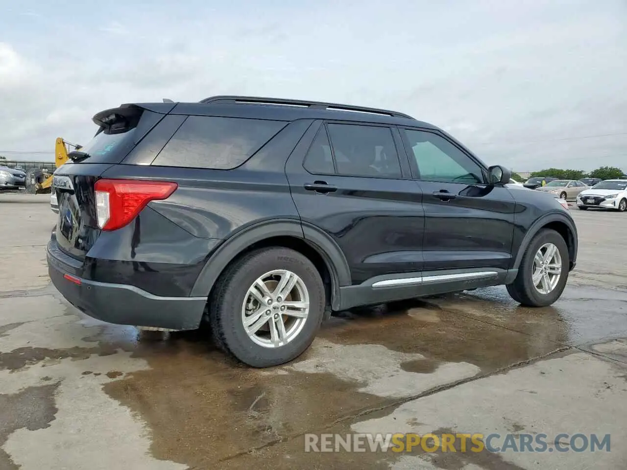 3 Photograph of a damaged car 1FMSK7DH6MGB20583 FORD EXPLORER 2021