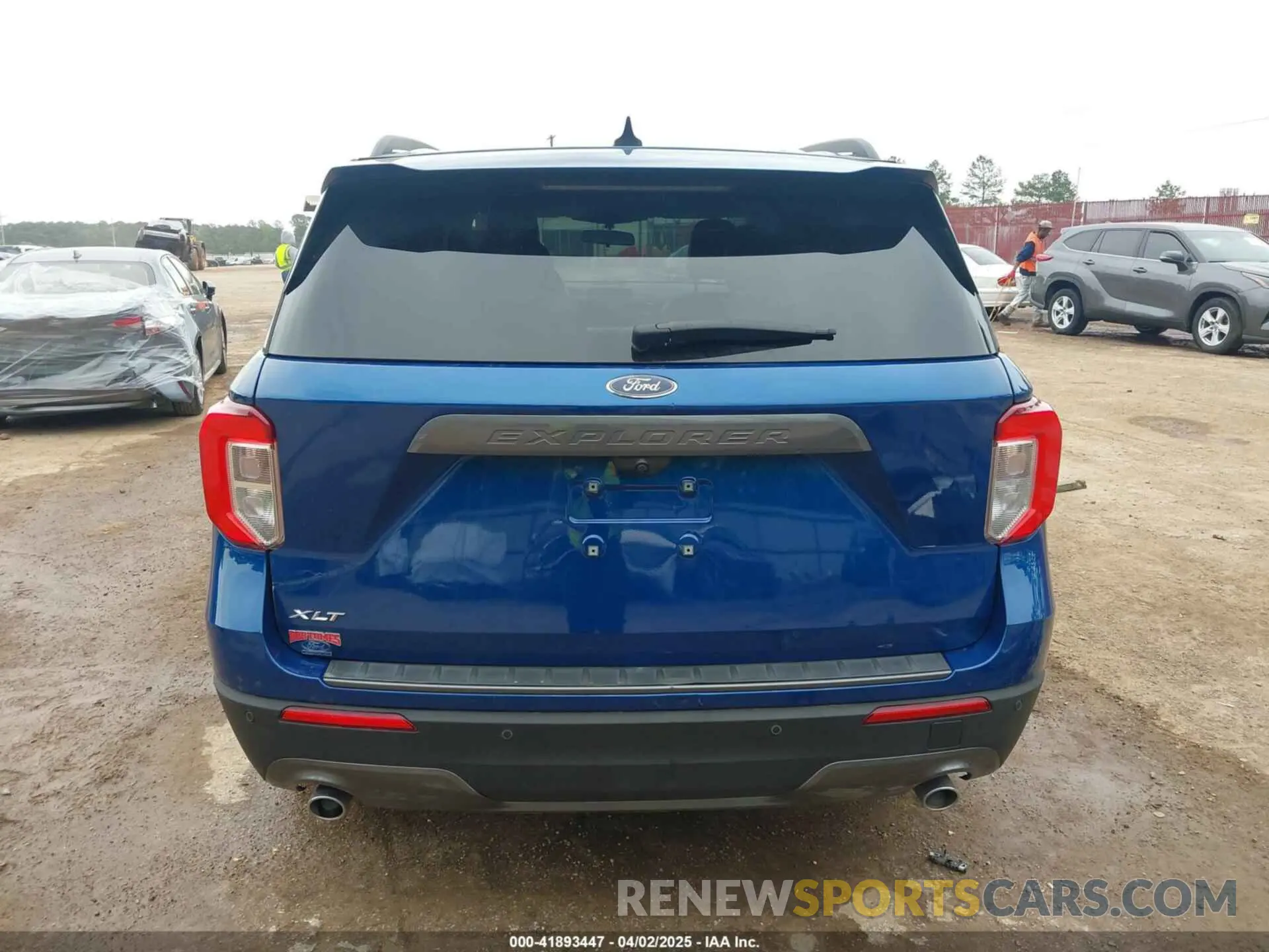 17 Photograph of a damaged car 1FMSK7DH6MGB31745 FORD EXPLORER 2021
