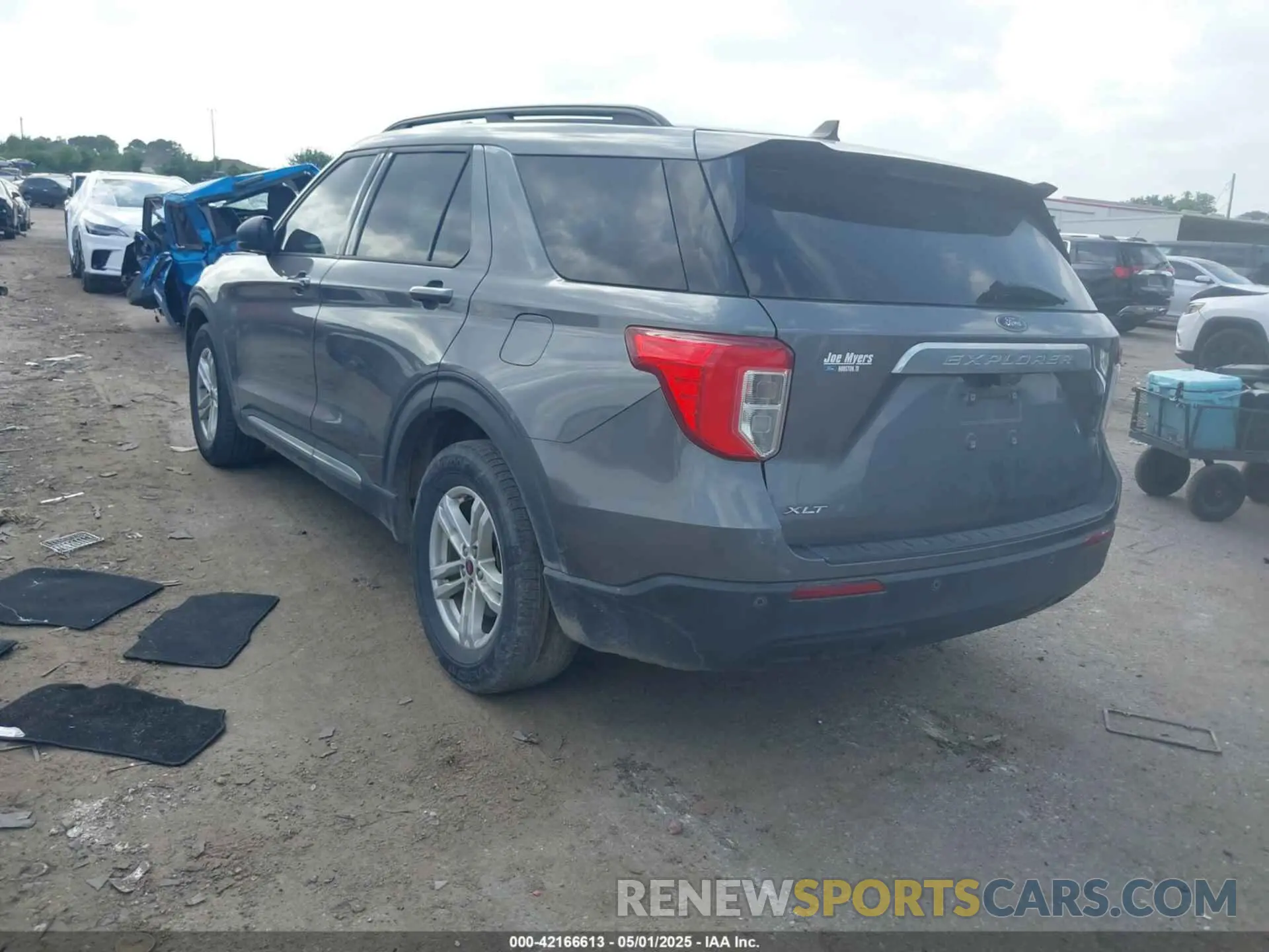 3 Photograph of a damaged car 1FMSK7DH6MGB78774 FORD EXPLORER 2021
