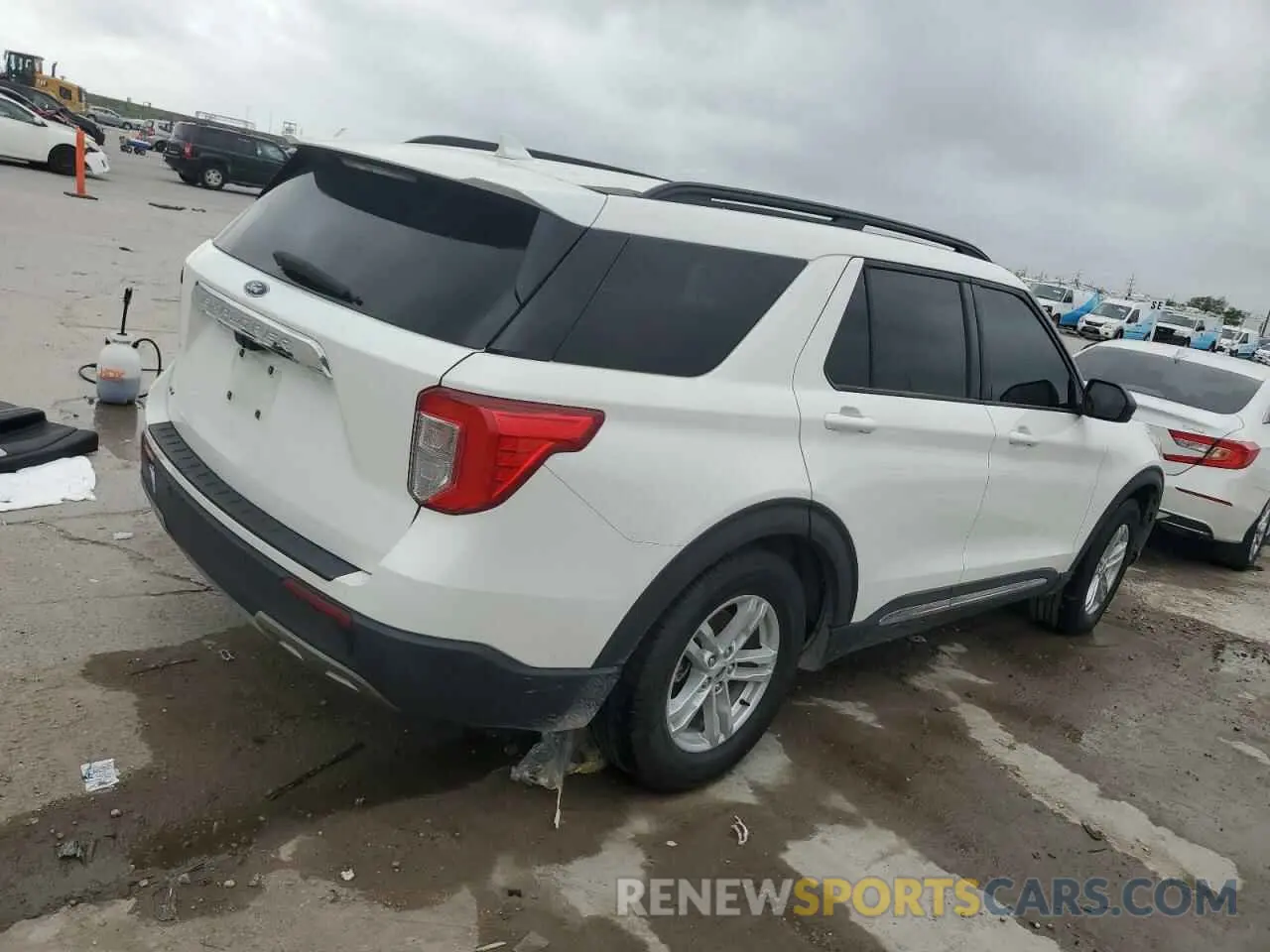 3 Photograph of a damaged car 1FMSK7DH7MGA62886 FORD EXPLORER 2021