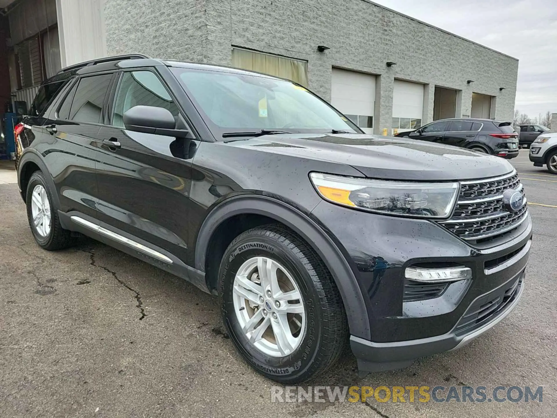 19 Photograph of a damaged car 1FMSK7DH7MGA65724 FORD EXPLORER 2021