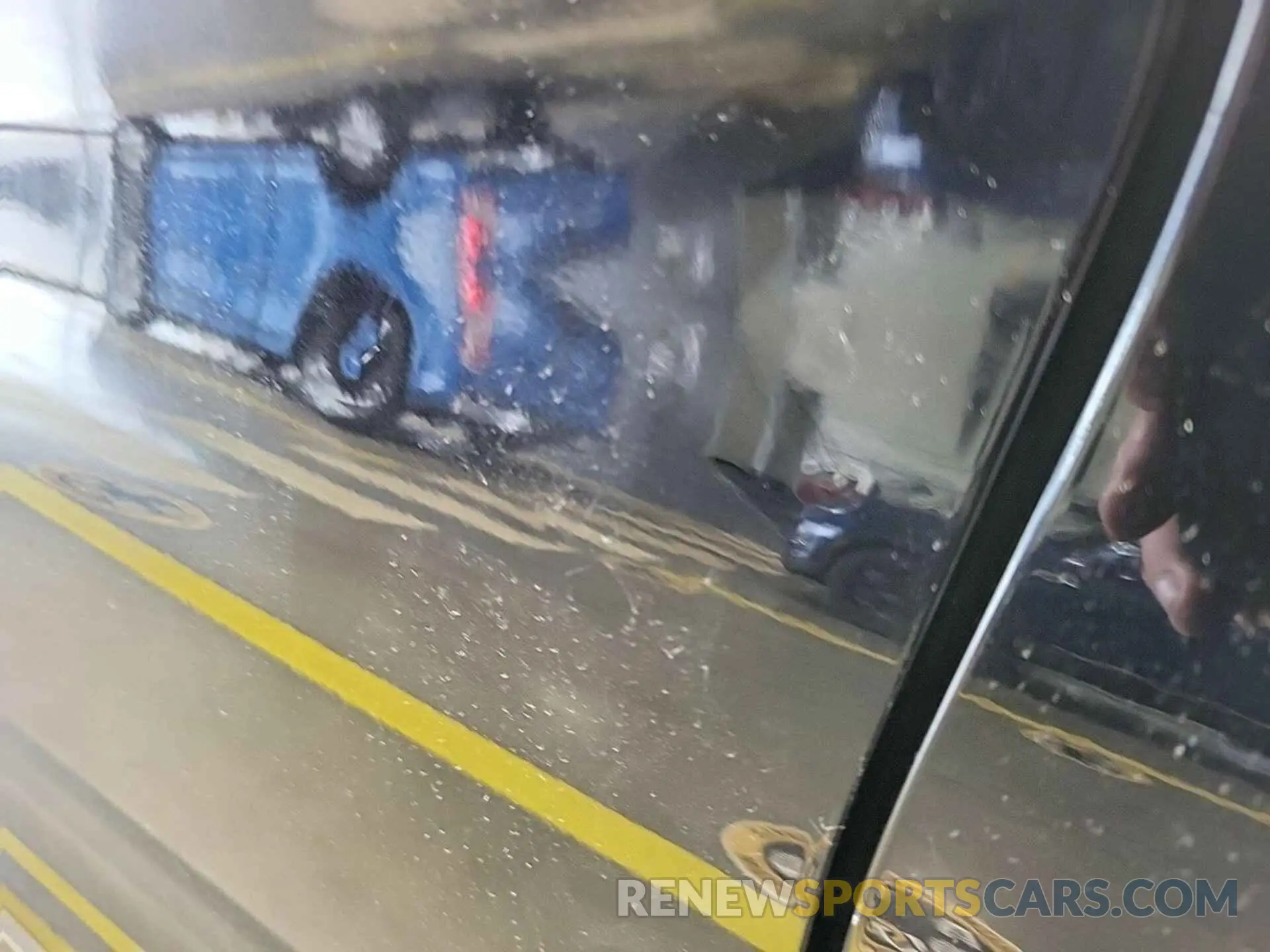 33 Photograph of a damaged car 1FMSK7DH7MGA65724 FORD EXPLORER 2021