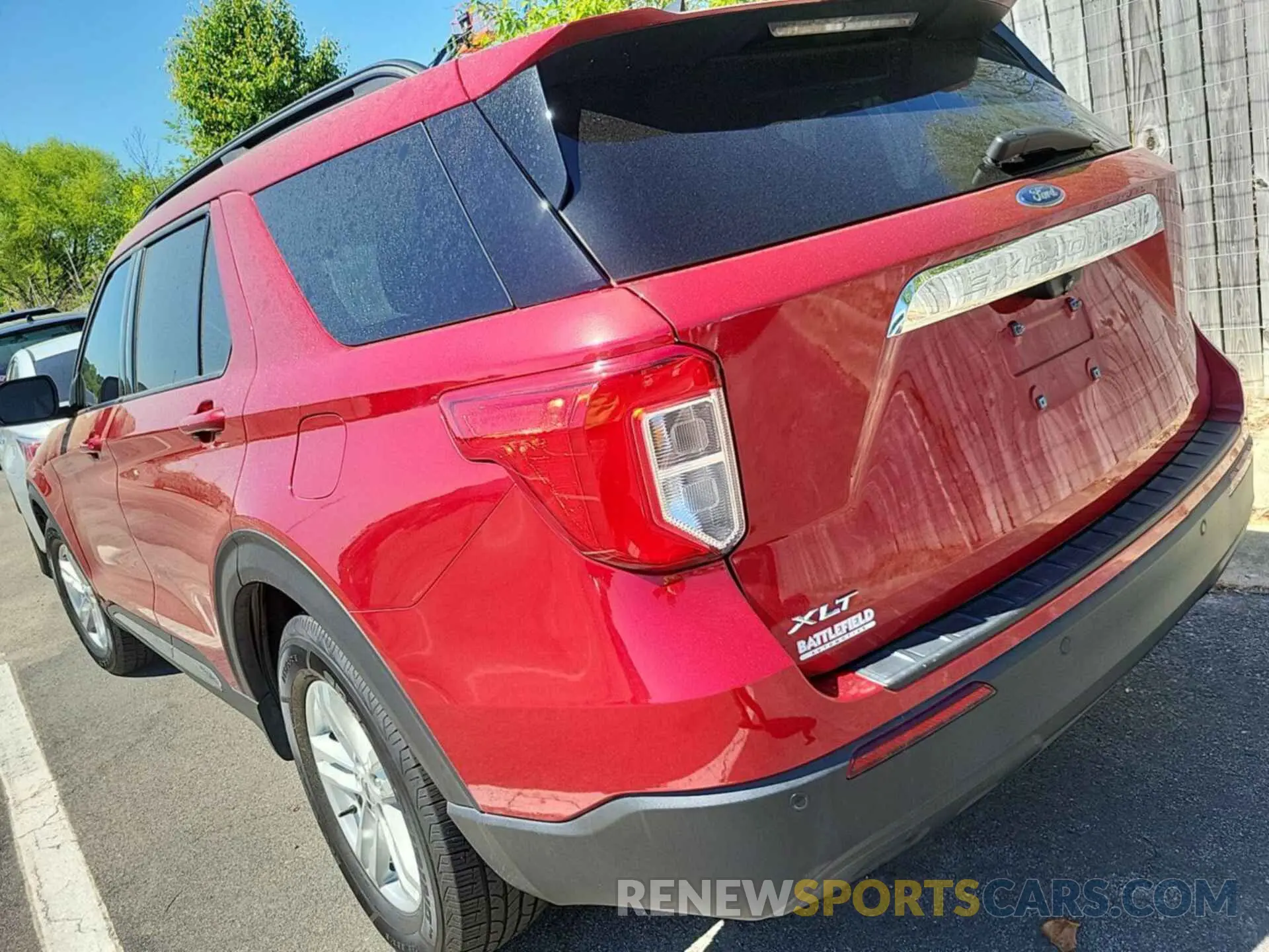 17 Photograph of a damaged car 1FMSK7DH7MGB21788 FORD EXPLORER 2021