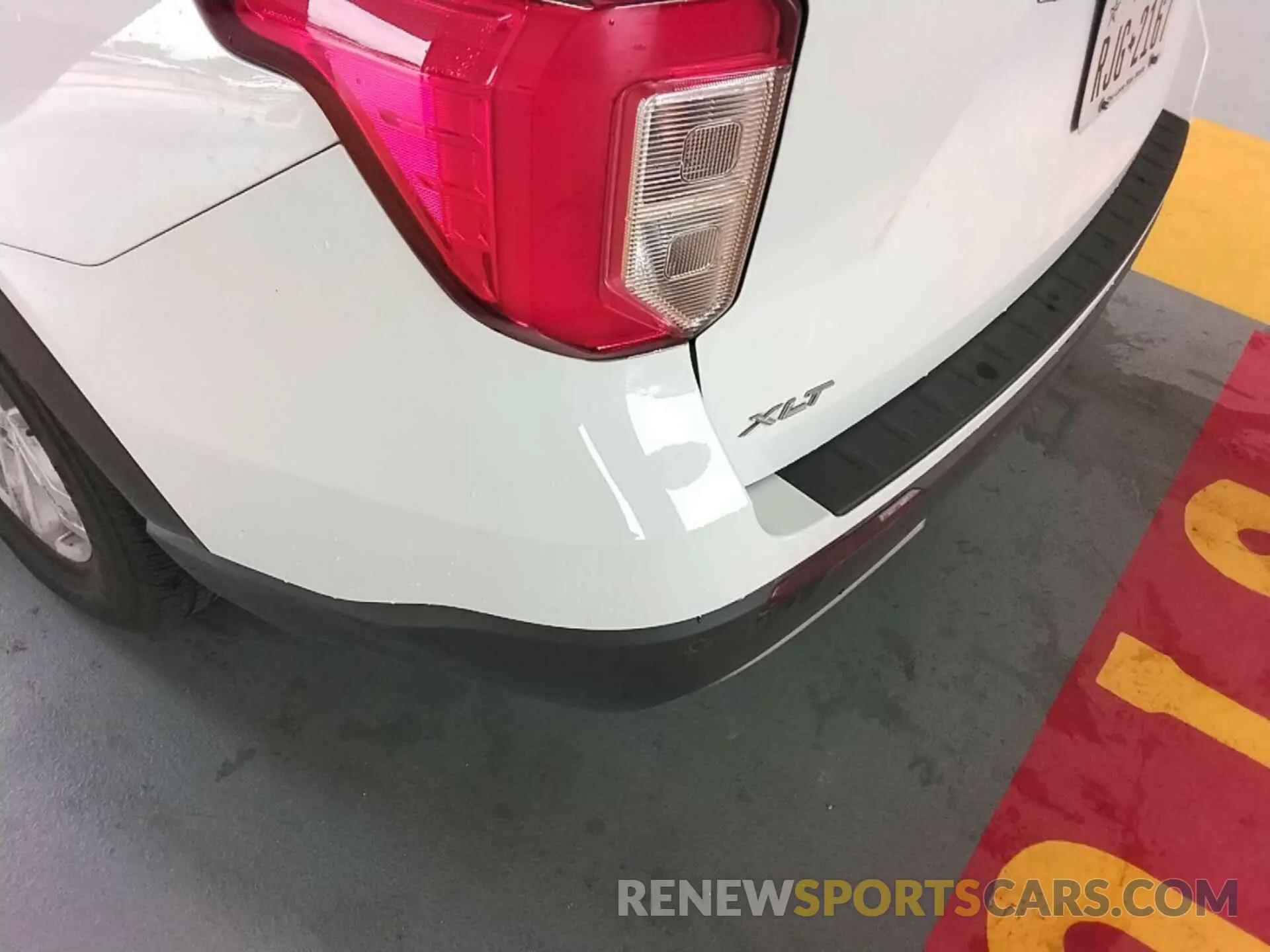 15 Photograph of a damaged car 1FMSK7DH7MGC26976 FORD EXPLORER 2021