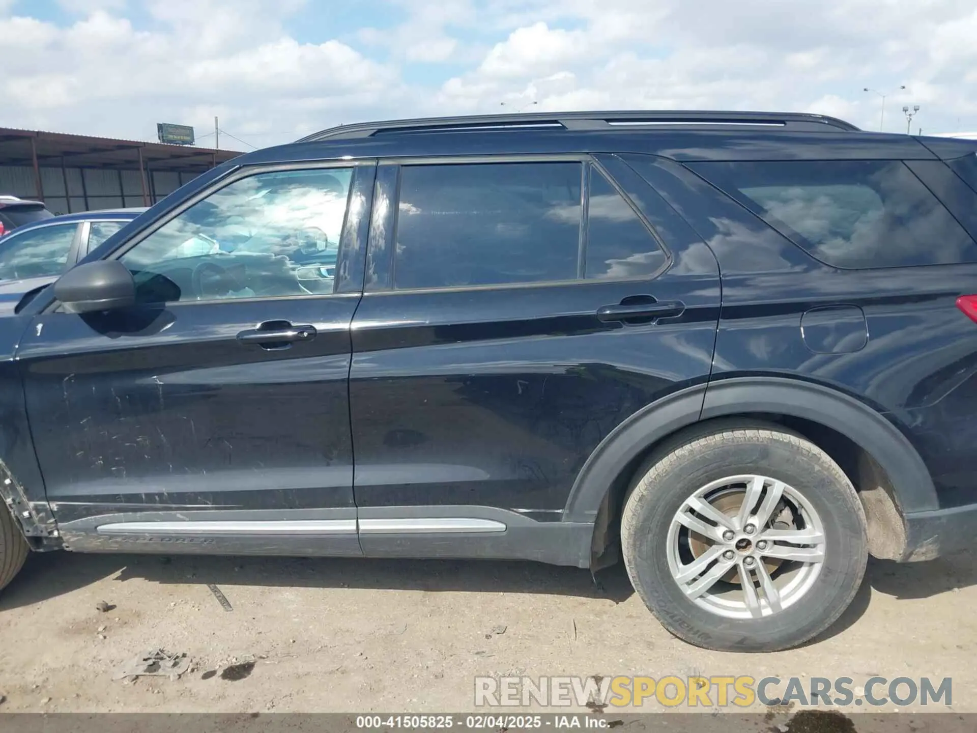 15 Photograph of a damaged car 1FMSK7DH8MGA52075 FORD EXPLORER 2021