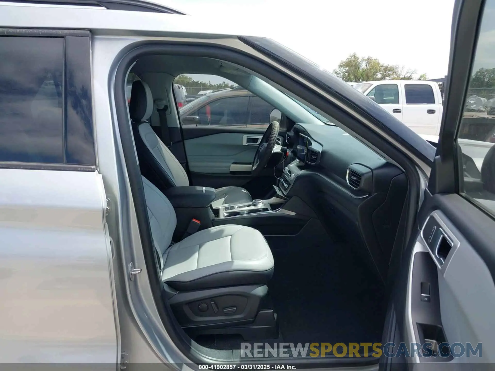 5 Photograph of a damaged car 1FMSK7DH8MGA82144 FORD EXPLORER 2021