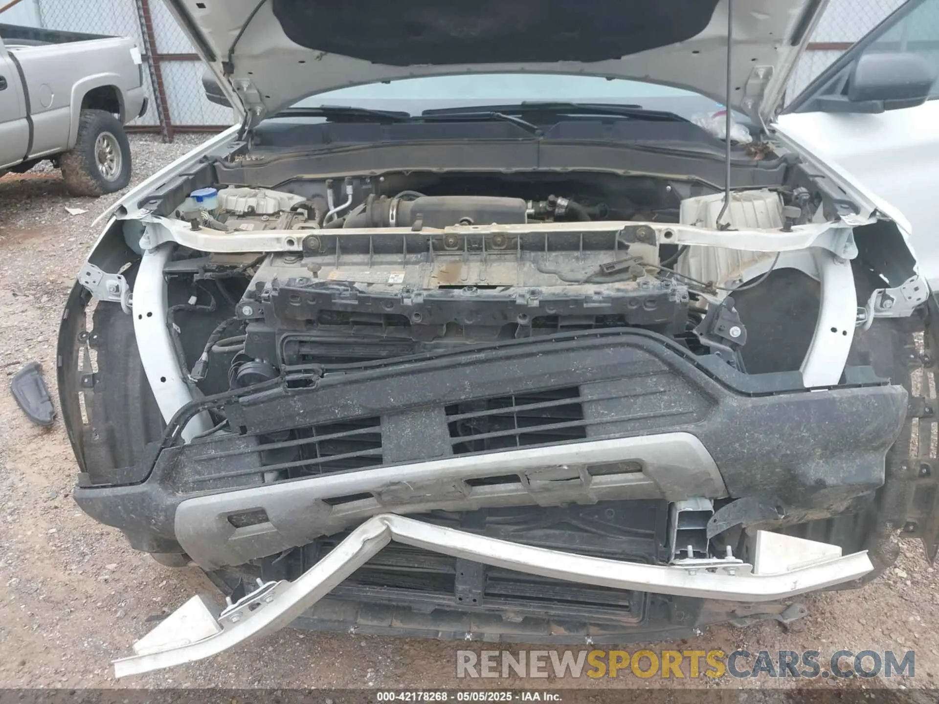 10 Photograph of a damaged car 1FMSK7DH8MGB42827 FORD EXPLORER 2021