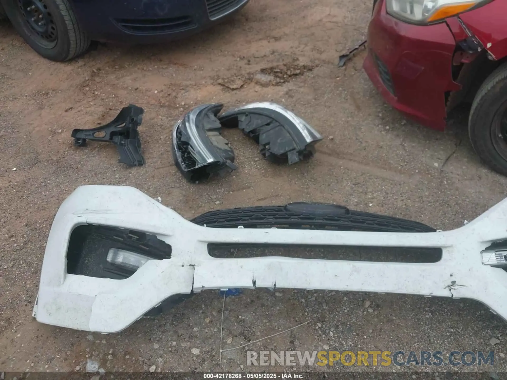 12 Photograph of a damaged car 1FMSK7DH8MGB42827 FORD EXPLORER 2021