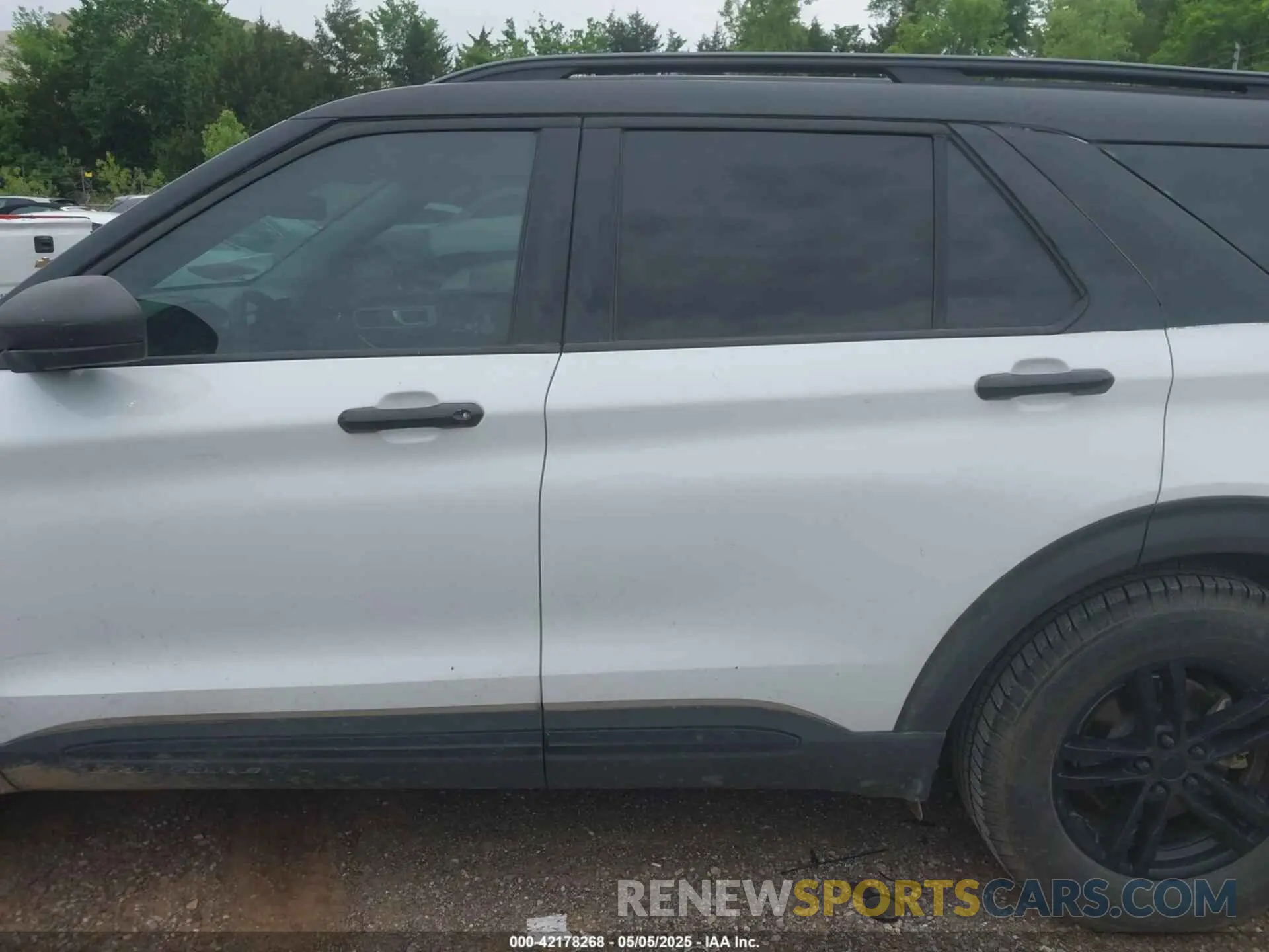 15 Photograph of a damaged car 1FMSK7DH8MGB42827 FORD EXPLORER 2021