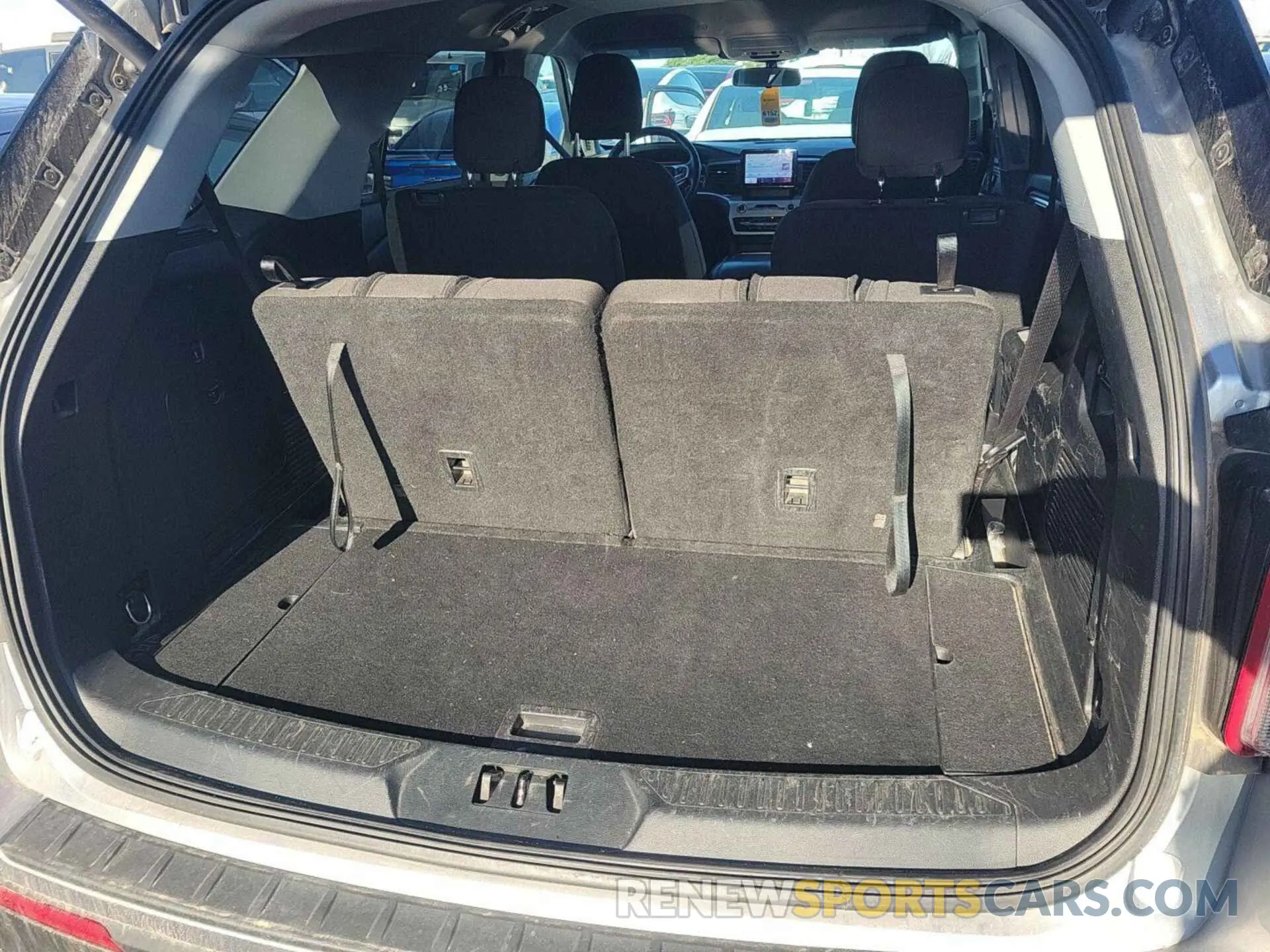 21 Photograph of a damaged car 1FMSK7DH8MGC01312 FORD EXPLORER 2021