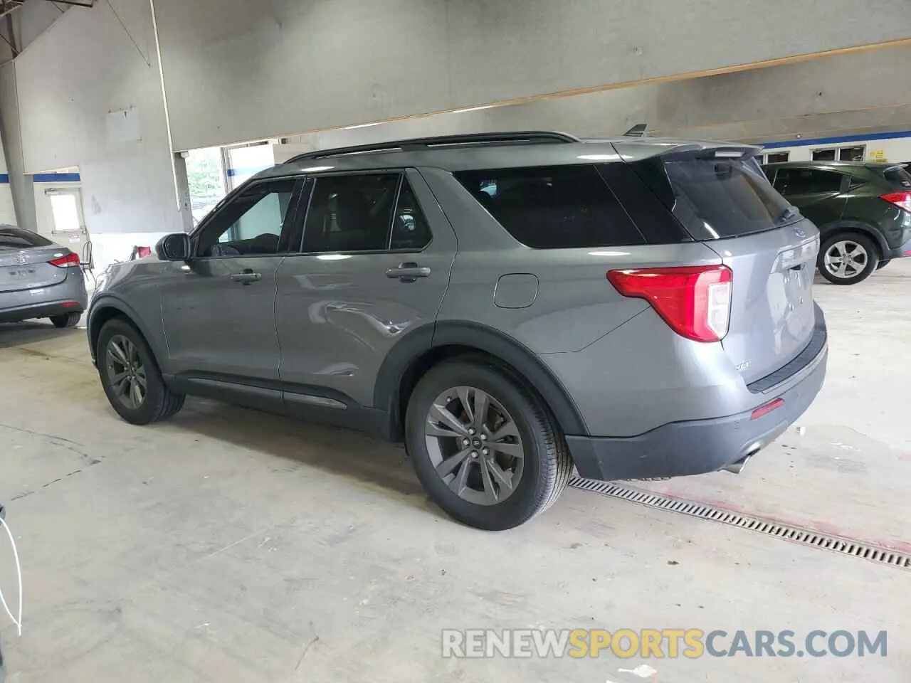 2 Photograph of a damaged car 1FMSK7DH9MGB61032 FORD EXPLORER 2021
