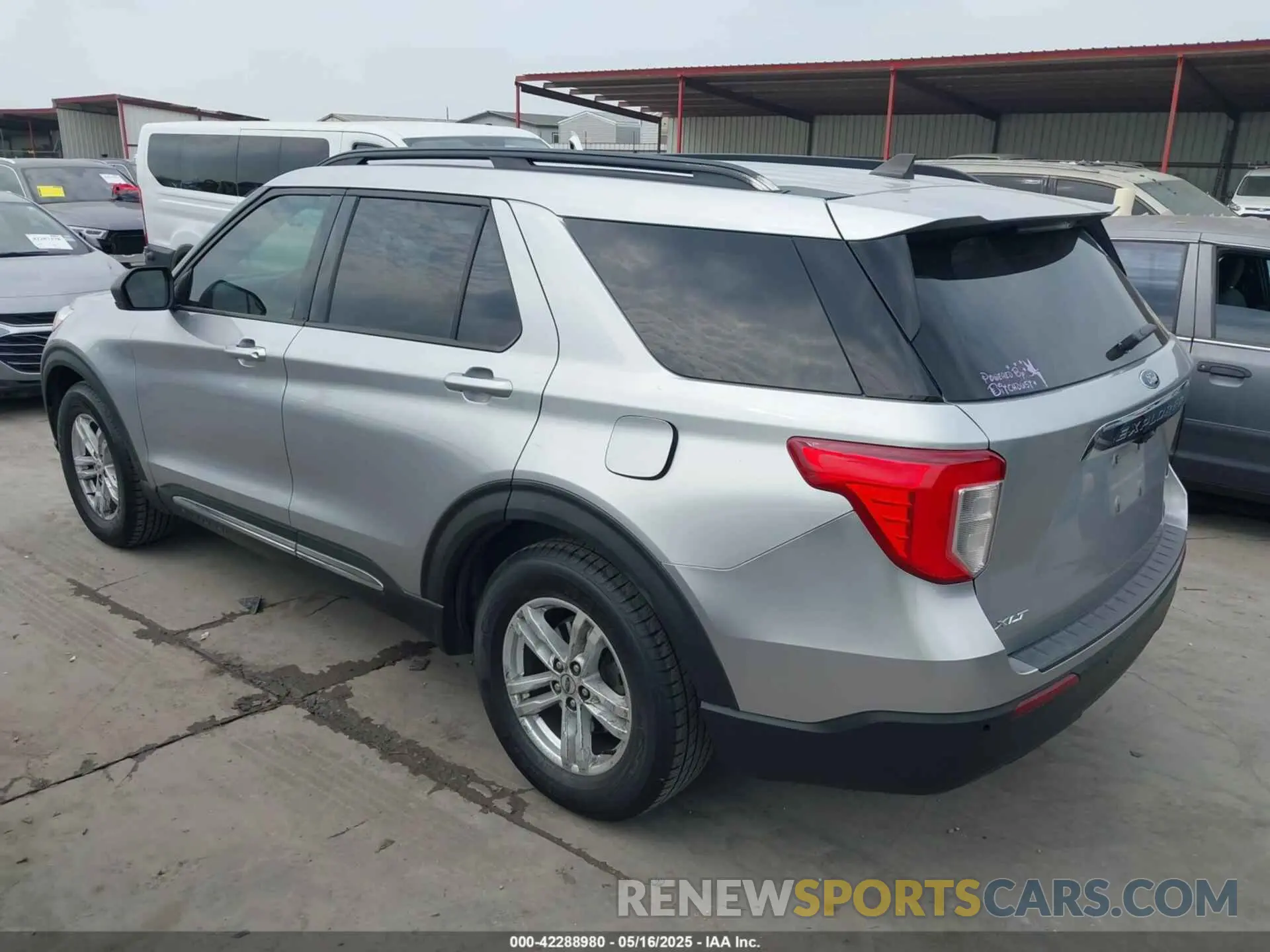 3 Photograph of a damaged car 1FMSK7DHXMGA71324 FORD EXPLORER 2021