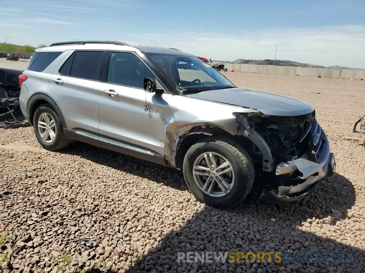 4 Photograph of a damaged car 1FMSK7DHXMGB33126 FORD EXPLORER 2021