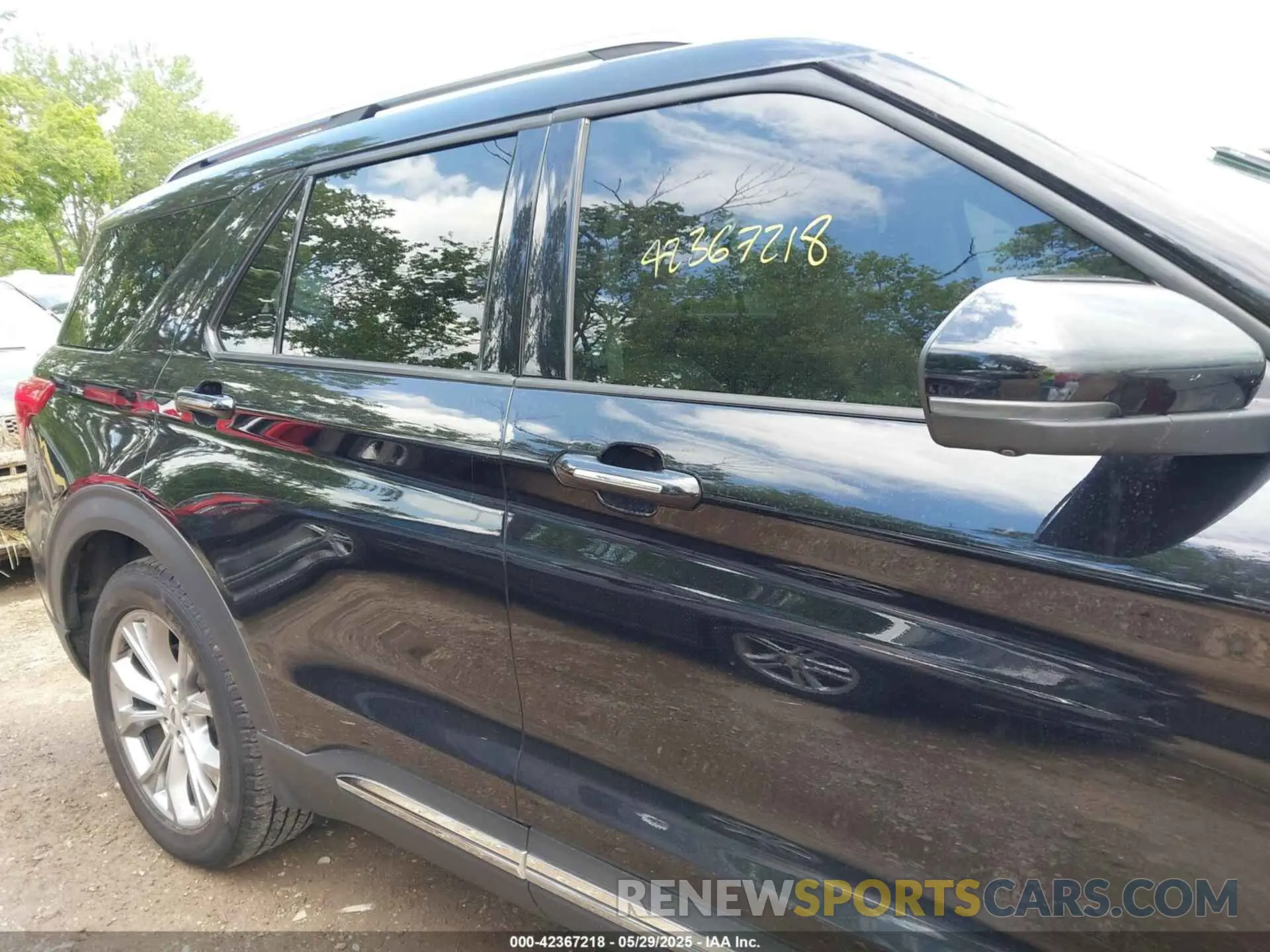 13 Photograph of a damaged car 1FMSK7FH2MGB50550 FORD EXPLORER 2021