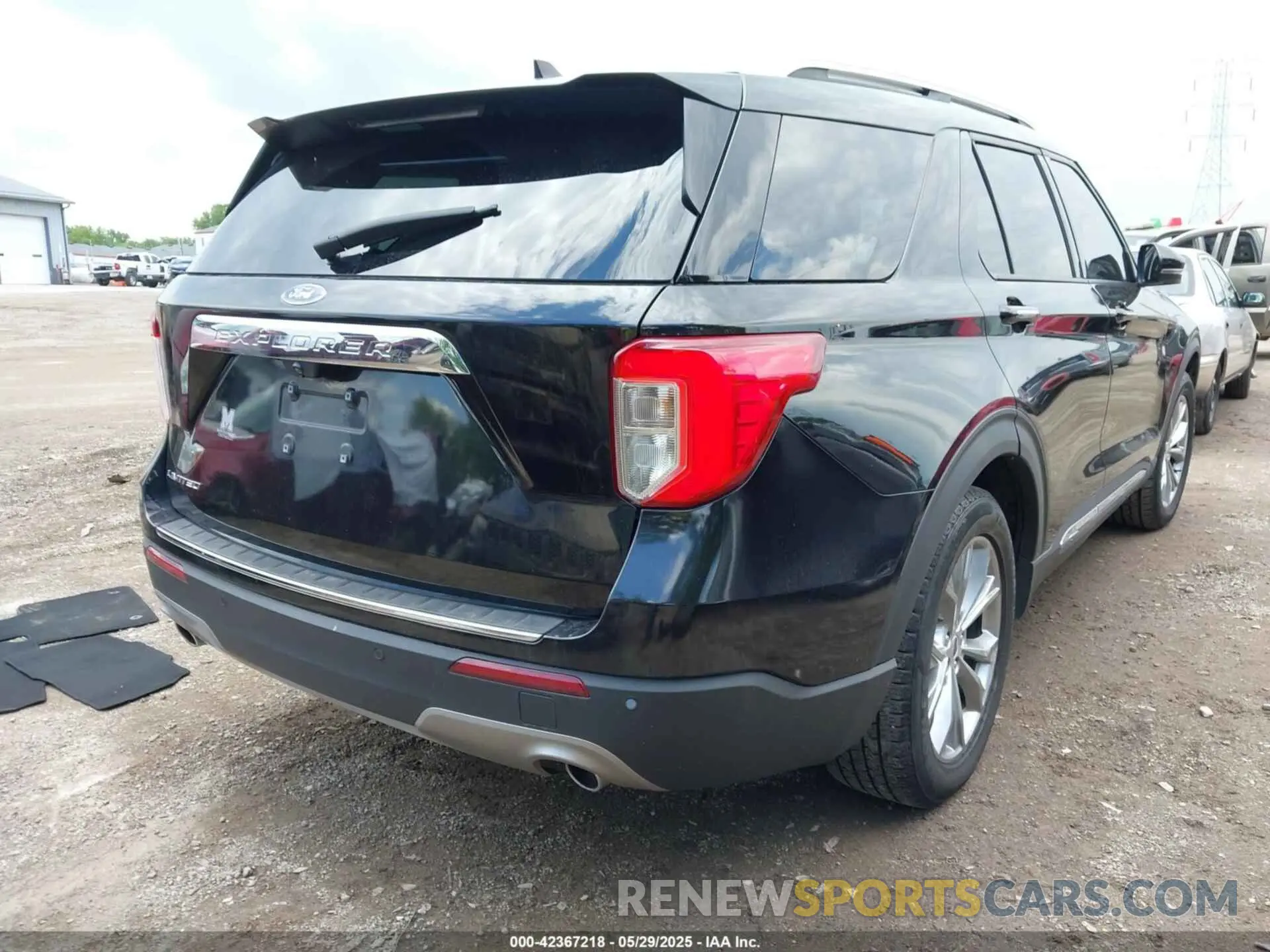 4 Photograph of a damaged car 1FMSK7FH2MGB50550 FORD EXPLORER 2021