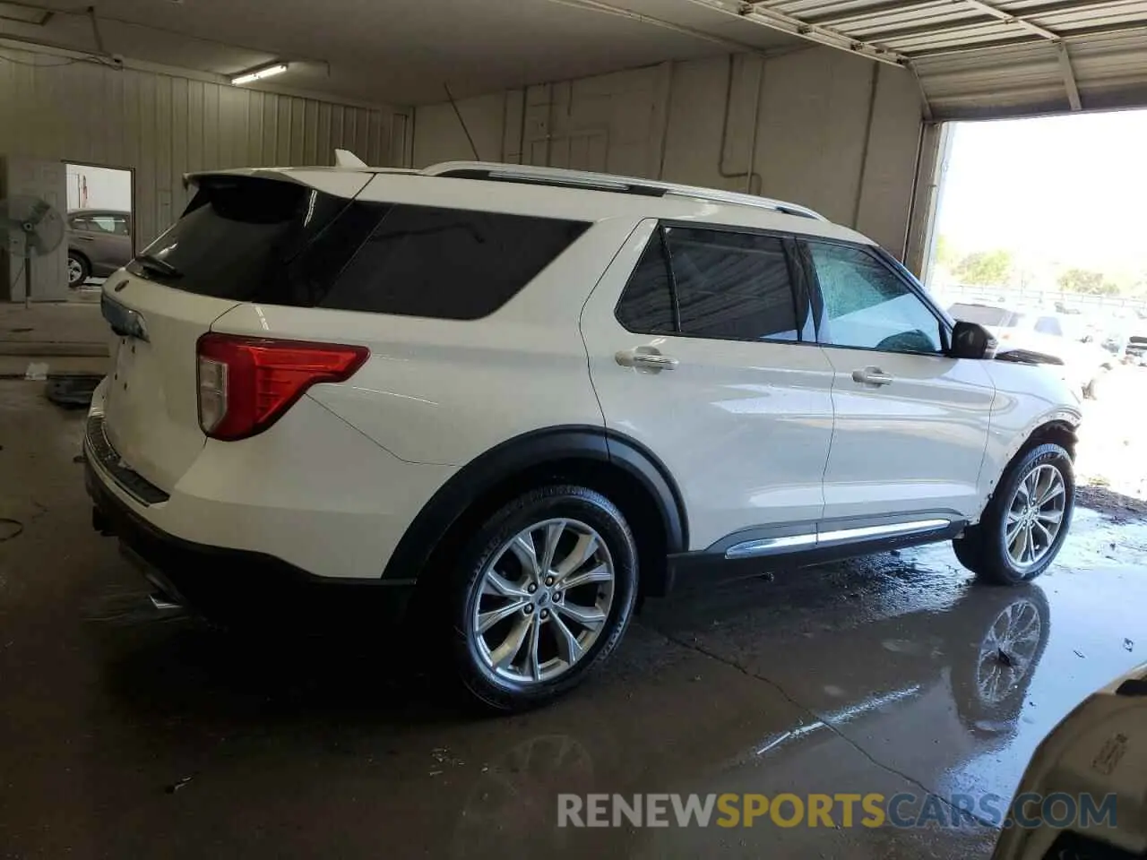 3 Photograph of a damaged car 1FMSK7FH4MGA37134 FORD EXPLORER 2021