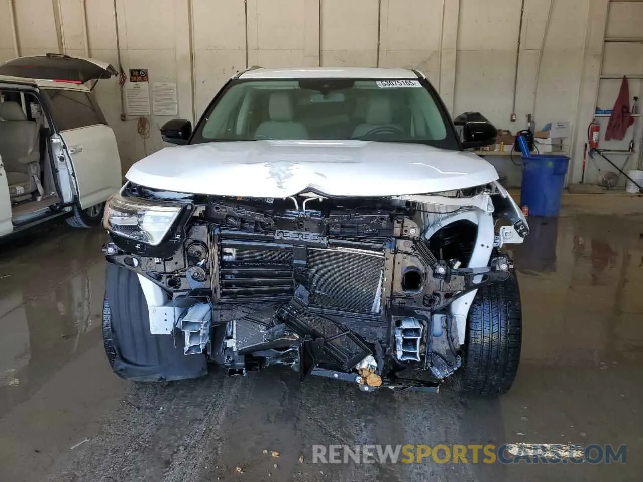 5 Photograph of a damaged car 1FMSK7FH4MGA37134 FORD EXPLORER 2021