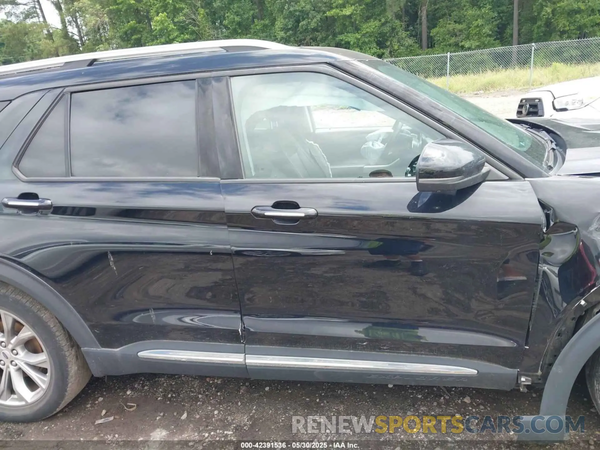 13 Photograph of a damaged car 1FMSK7FH4MGB76129 FORD EXPLORER 2021