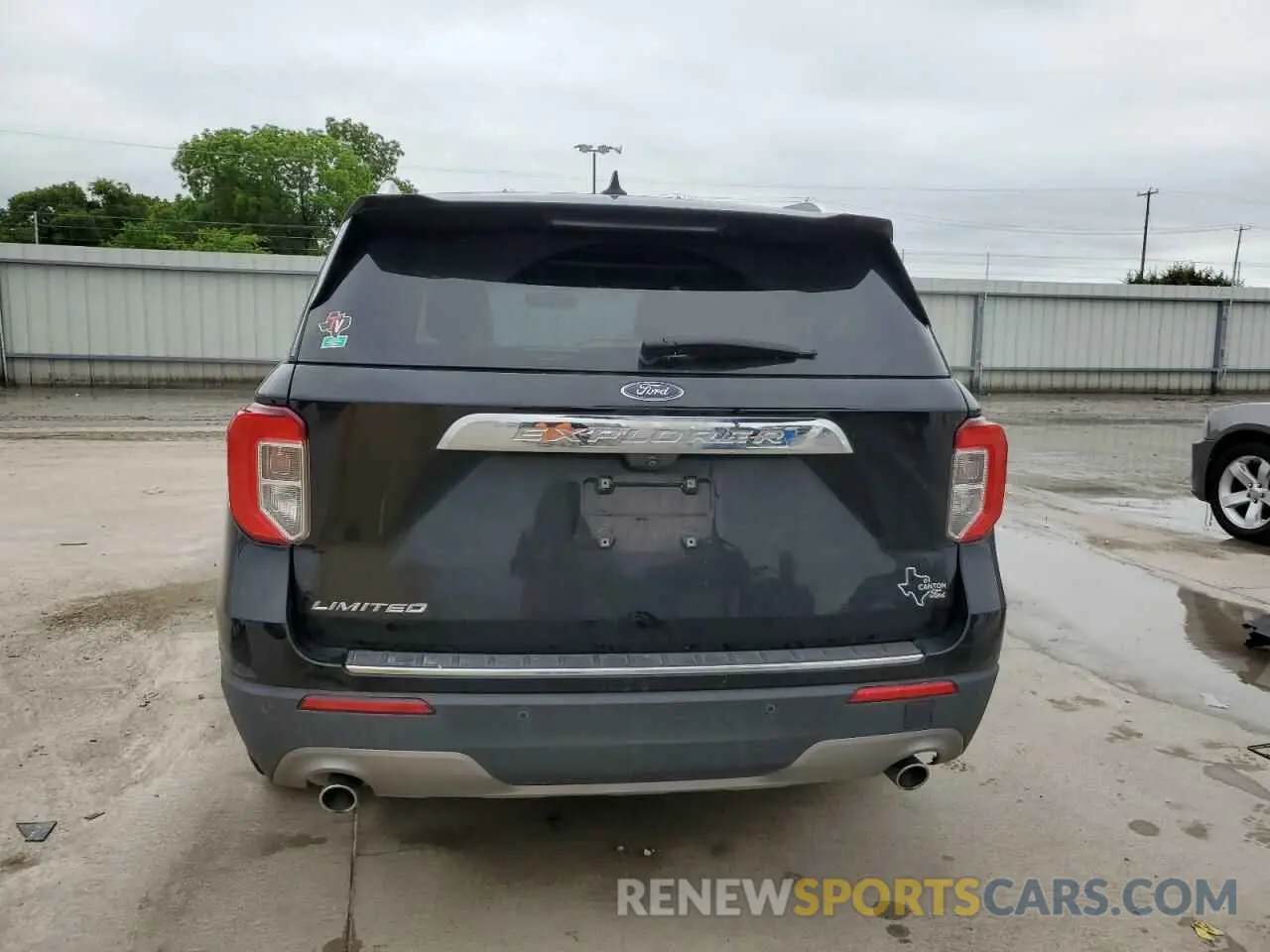 6 Photograph of a damaged car 1FMSK7FH5MGB54978 FORD EXPLORER 2021