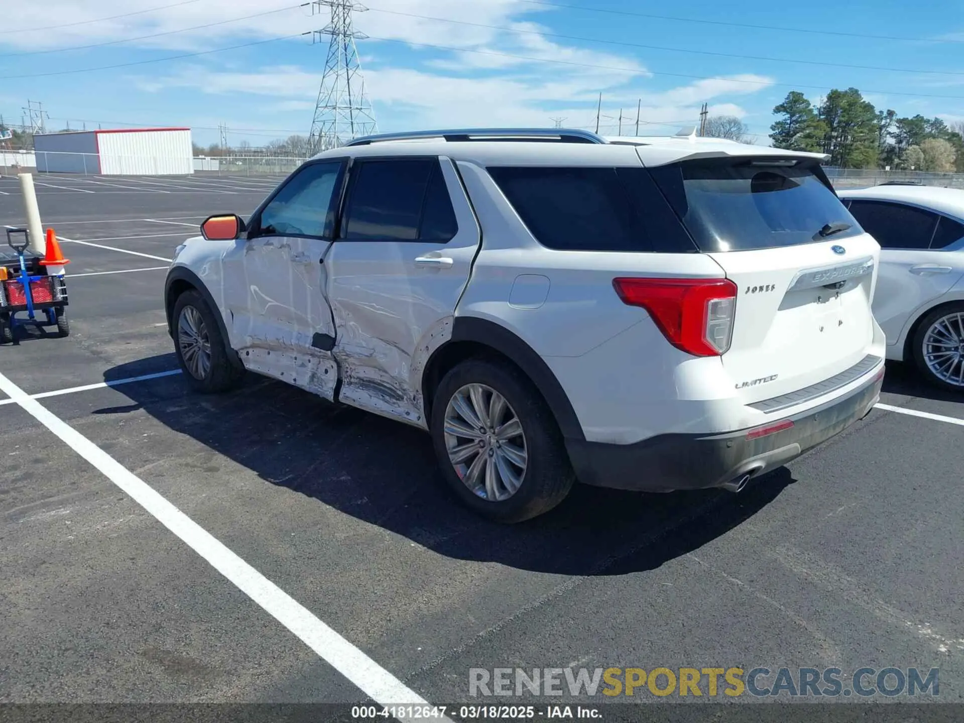 3 Photograph of a damaged car 1FMSK7FH7MGC17885 FORD EXPLORER 2021