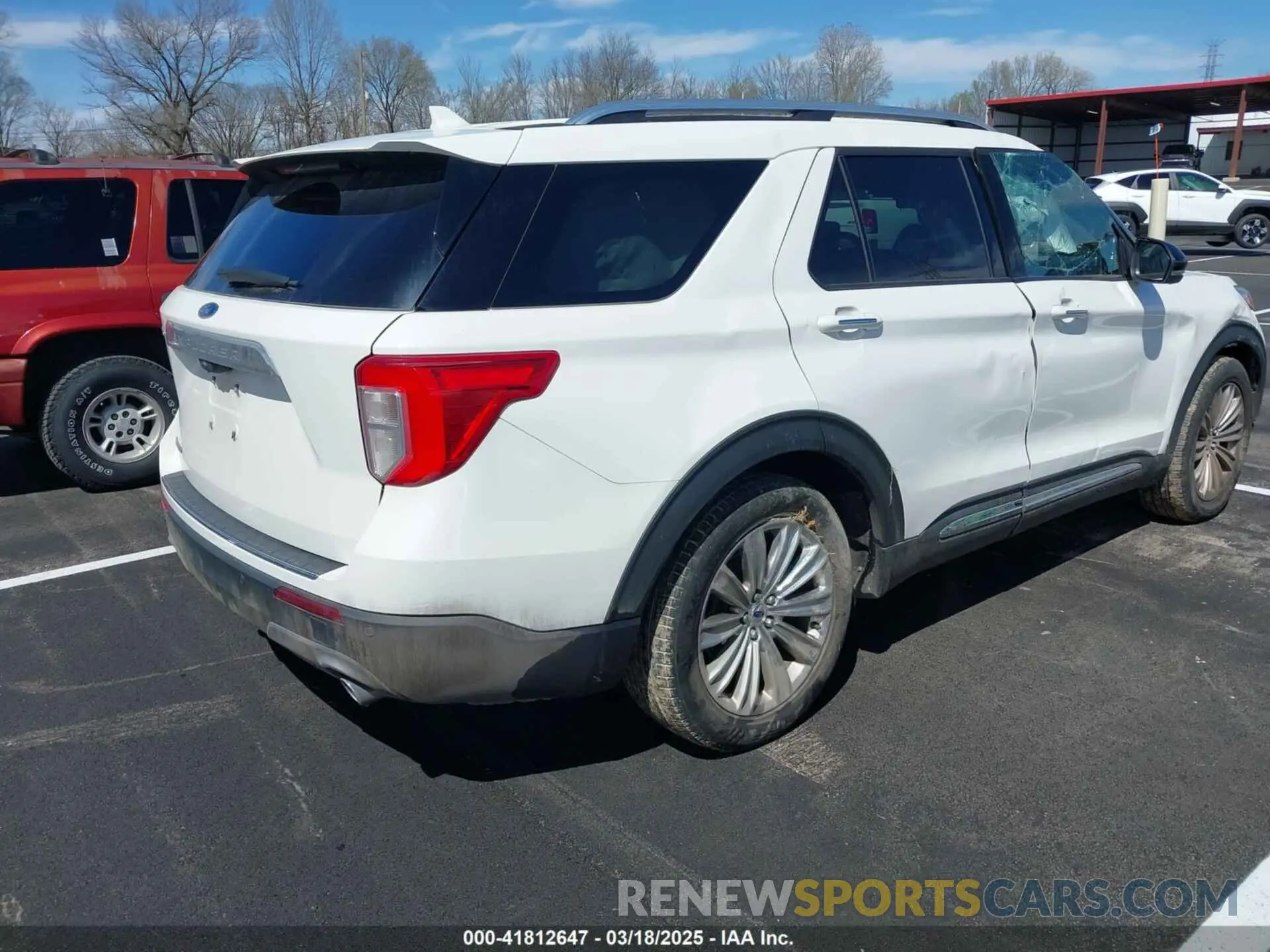 4 Photograph of a damaged car 1FMSK7FH7MGC17885 FORD EXPLORER 2021