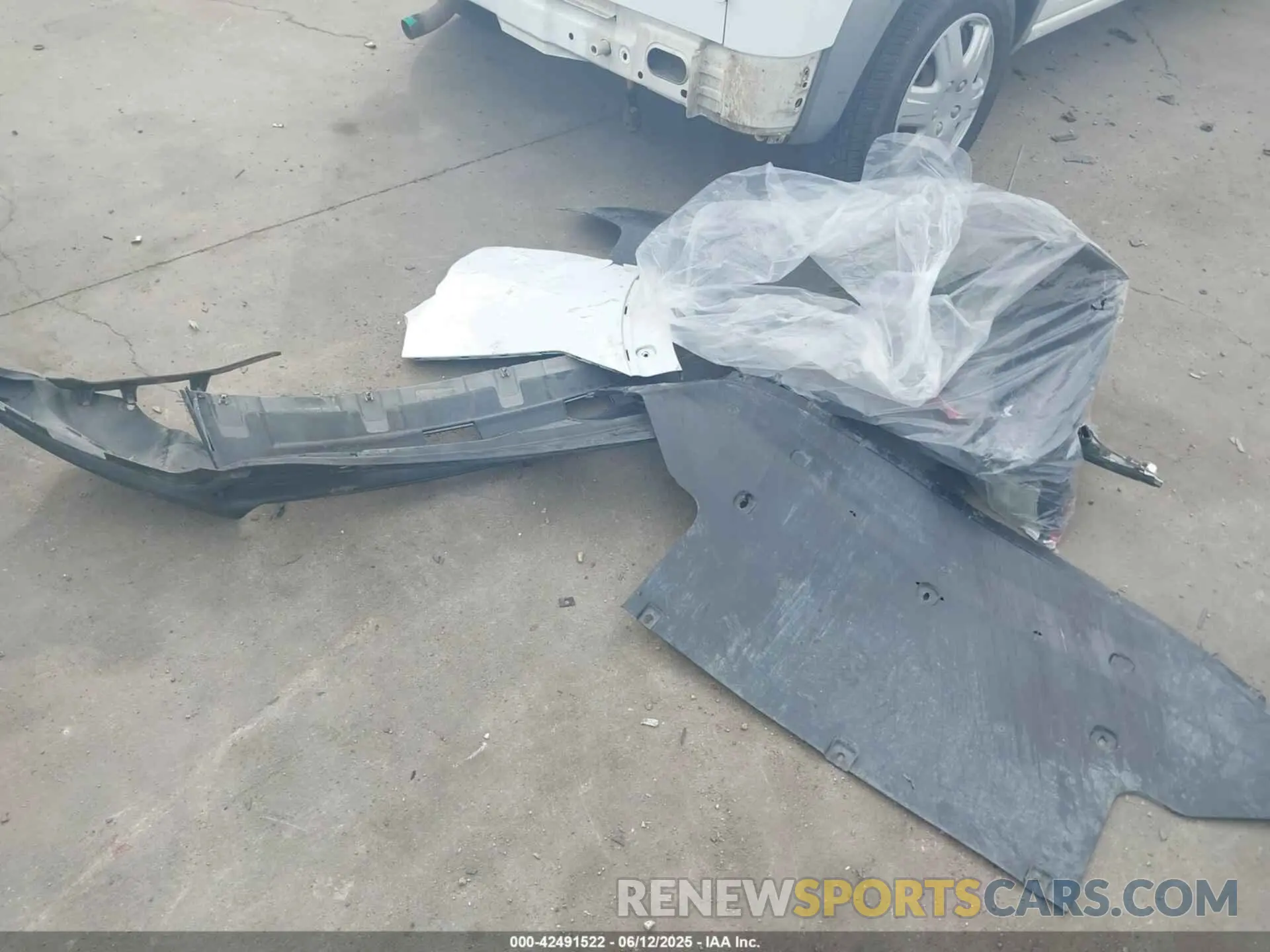 11 Photograph of a damaged car 1FMSK7FH8MGB83973 FORD EXPLORER 2021