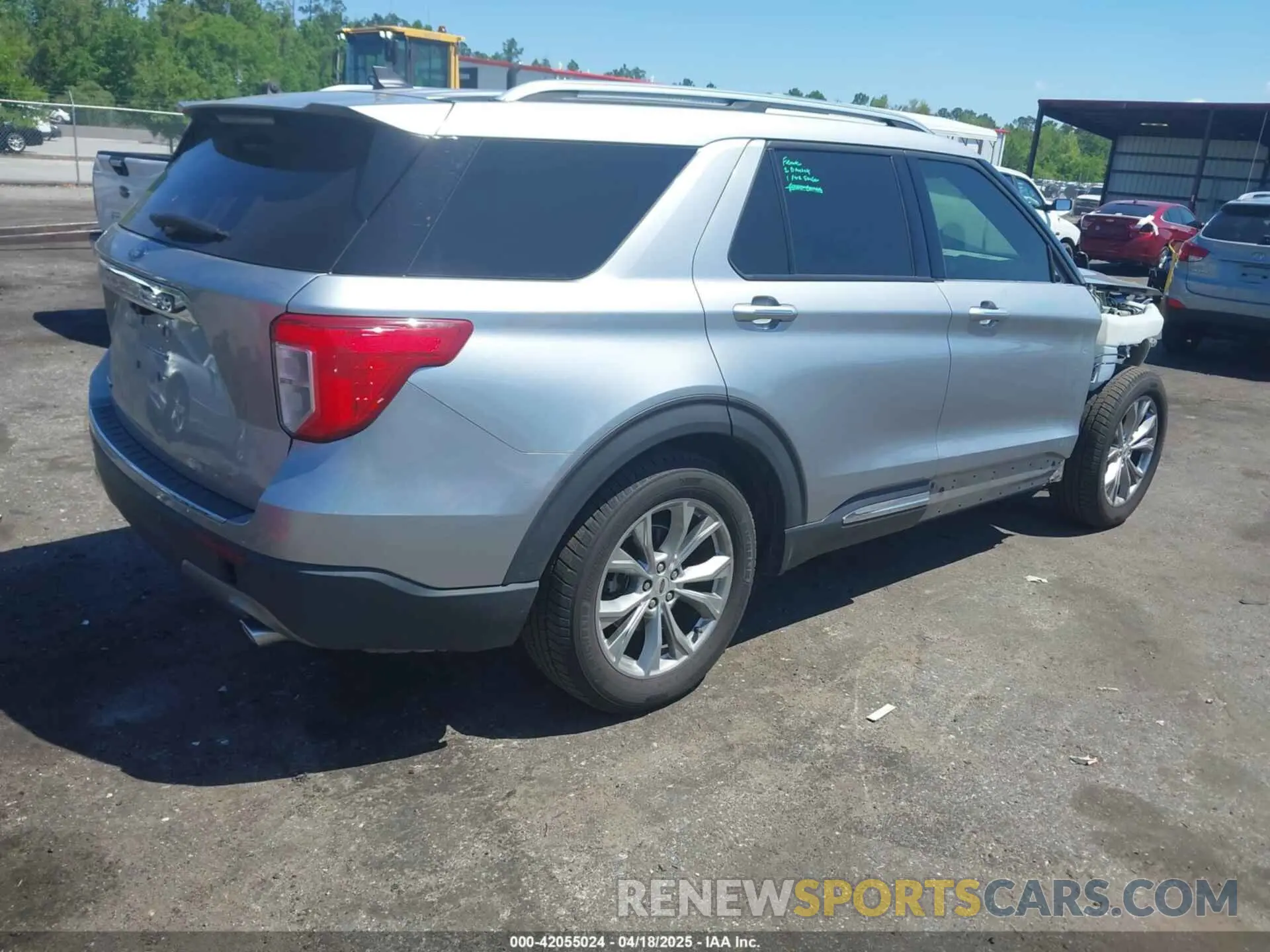 4 Photograph of a damaged car 1FMSK7FHXMGB05954 FORD EXPLORER 2021